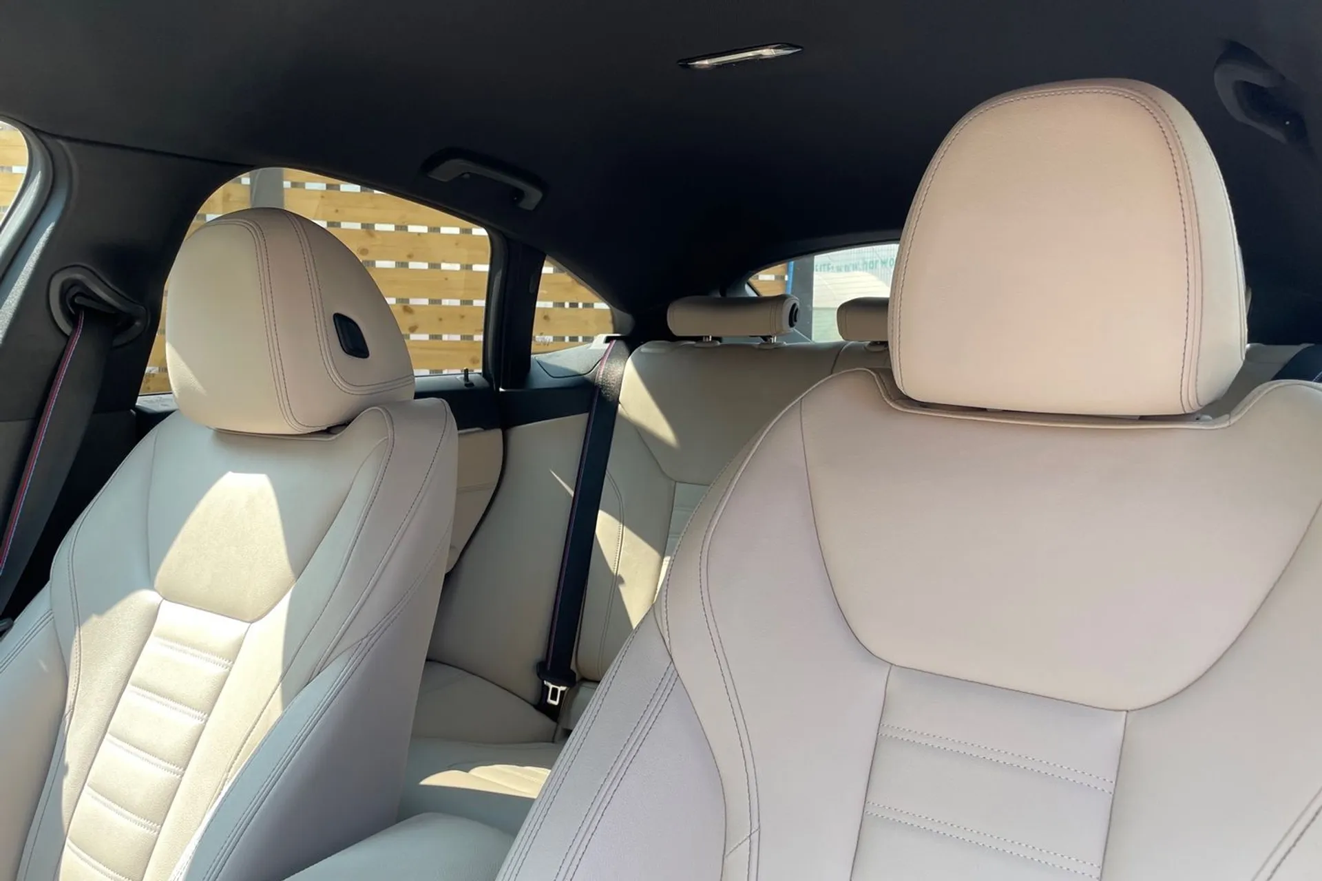 BMW 4 SERIES thumbnail image number 32