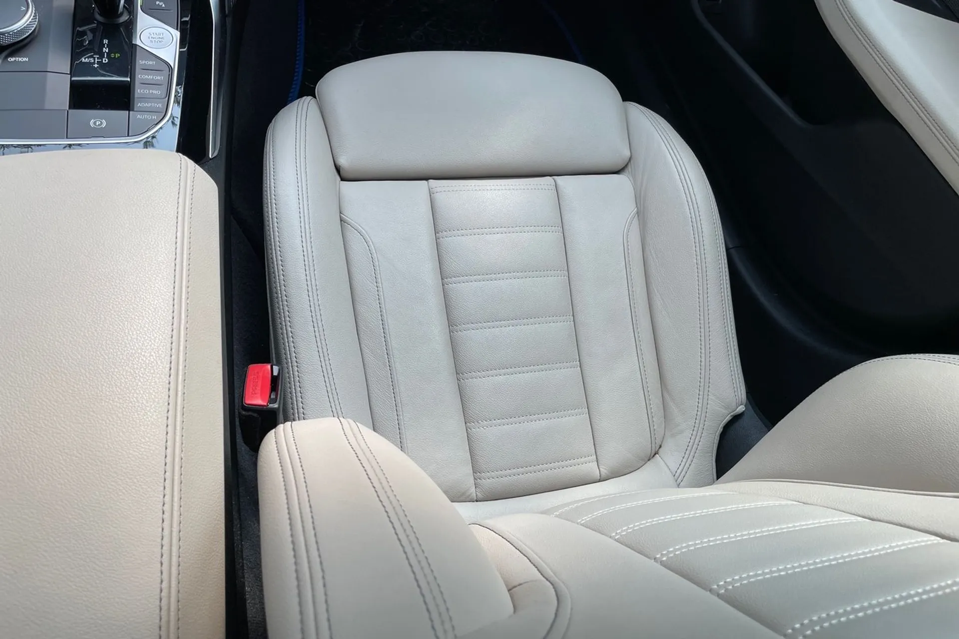 BMW 4 SERIES thumbnail image number 36