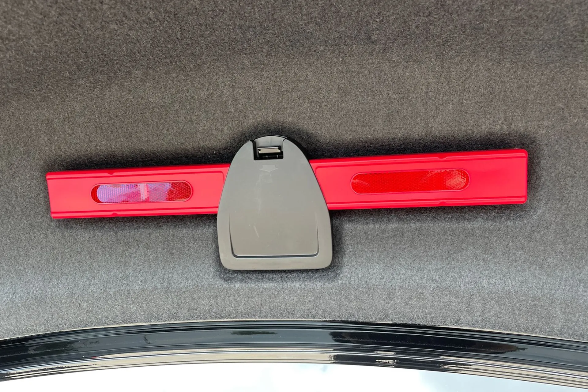 Audi A4 thumbnail image number 30