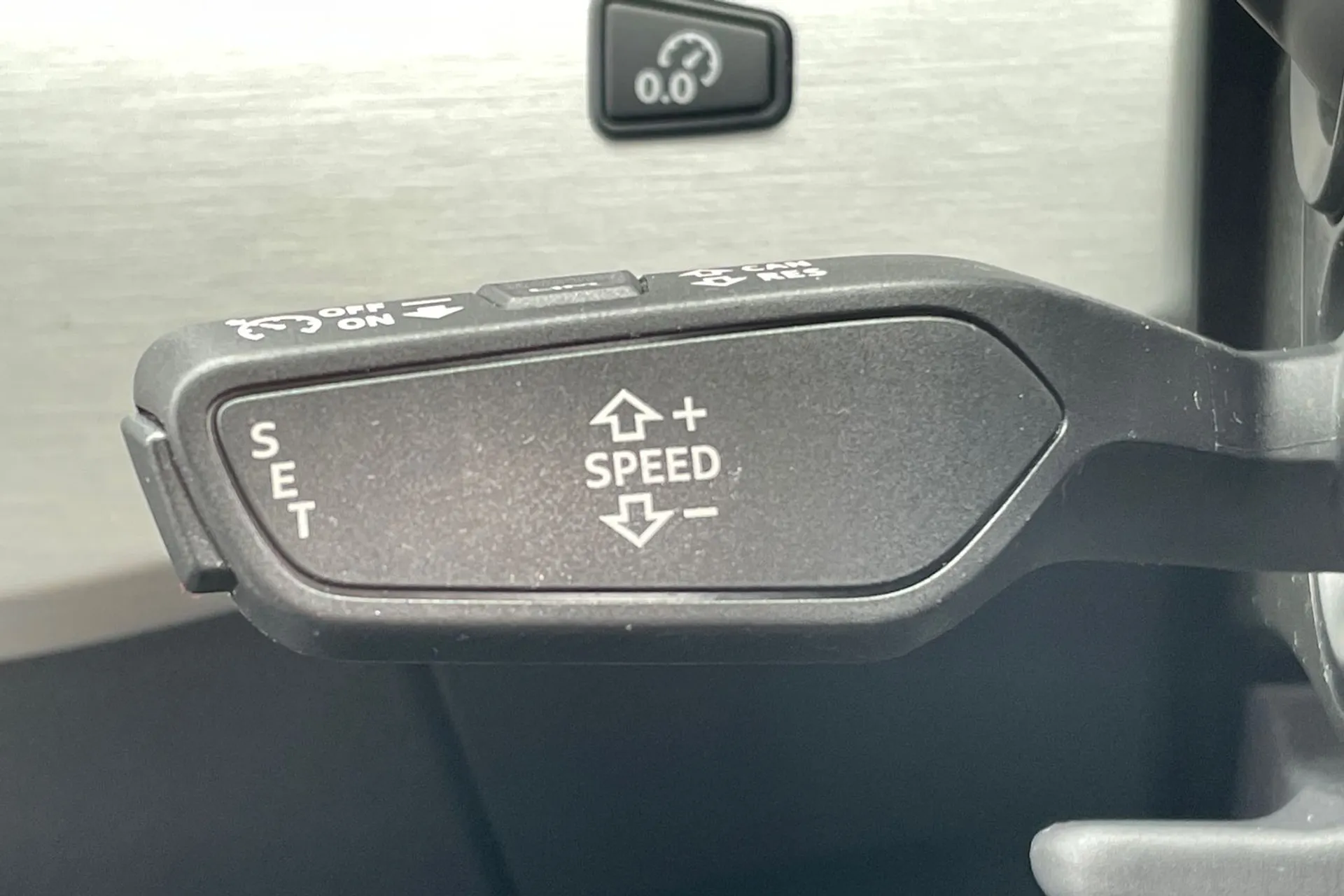 Audi A4 thumbnail image number 15