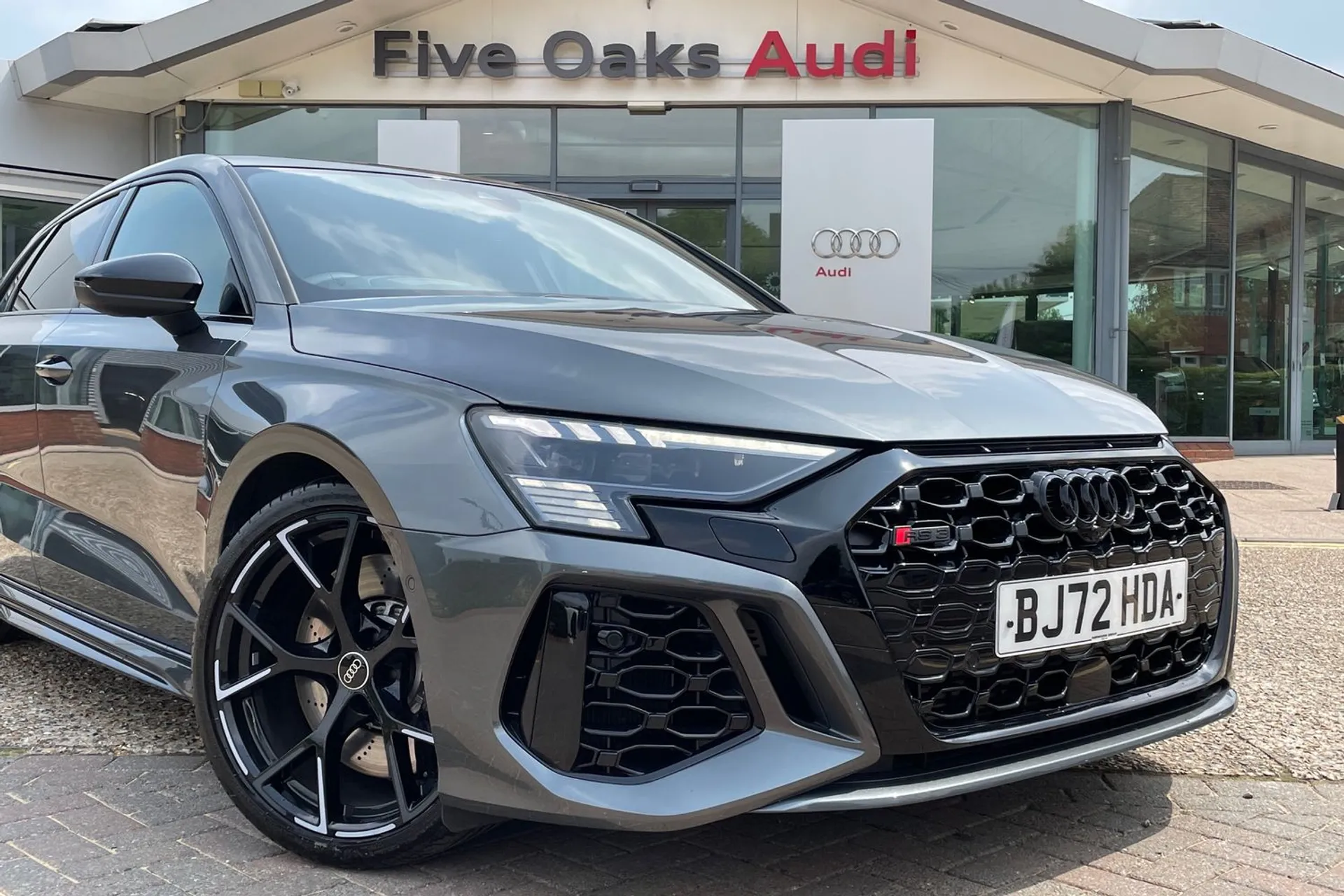 Audi RS3 thumbnail image number 25