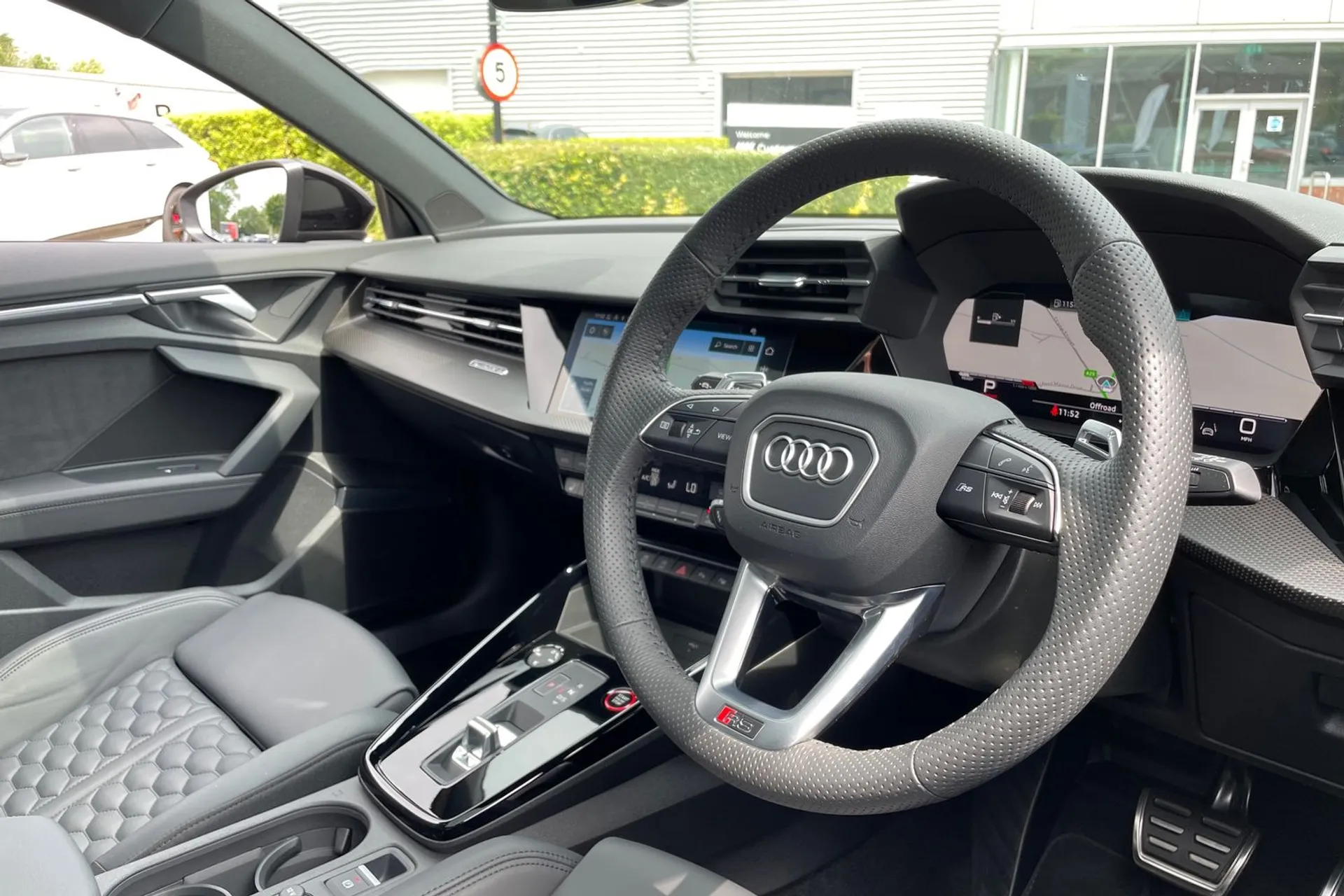Audi RS3 thumbnail image number 29