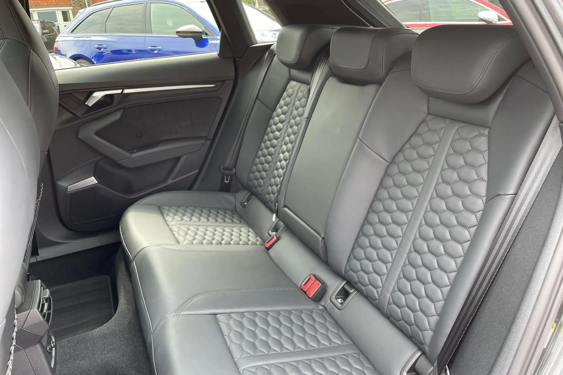 Audi RS3 thumbnail image number 45