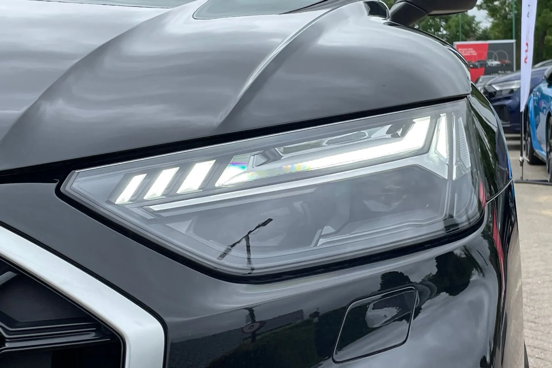 Audi Q5 thumbnail image number 38