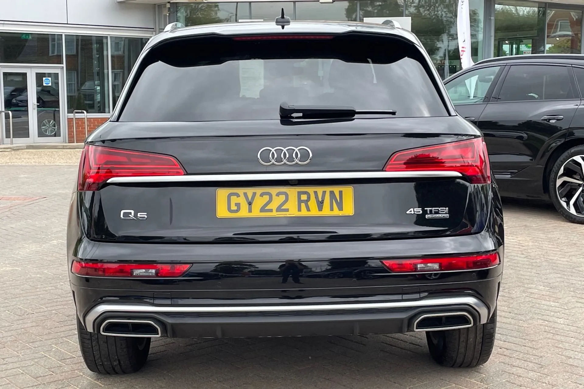 Audi Q5 thumbnail image number 15