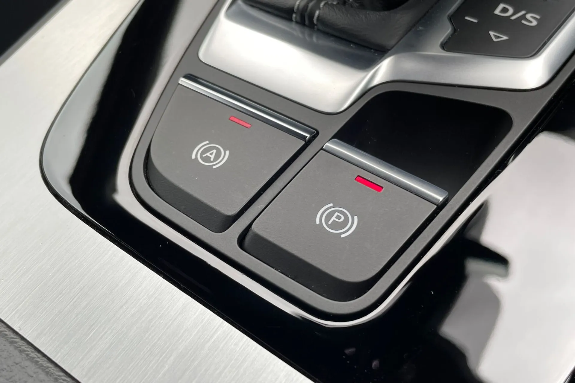 Audi Q5 thumbnail image number 31