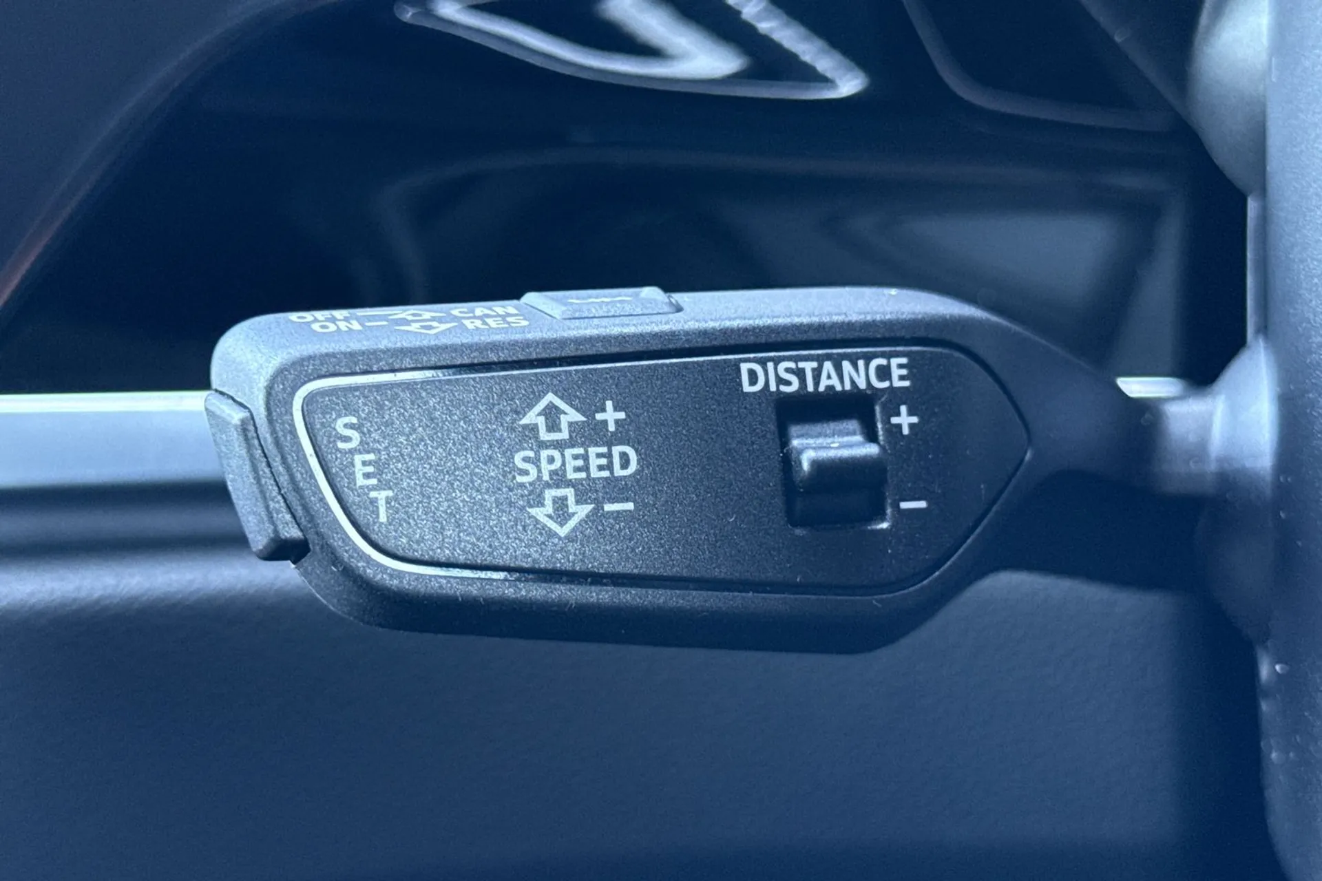 Audi Q3 thumbnail image number 20
