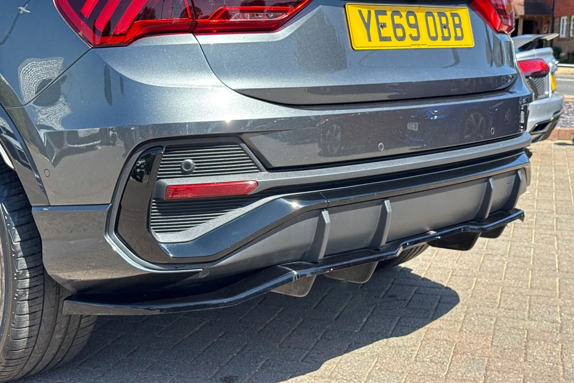 Audi Q3 thumbnail image number 54