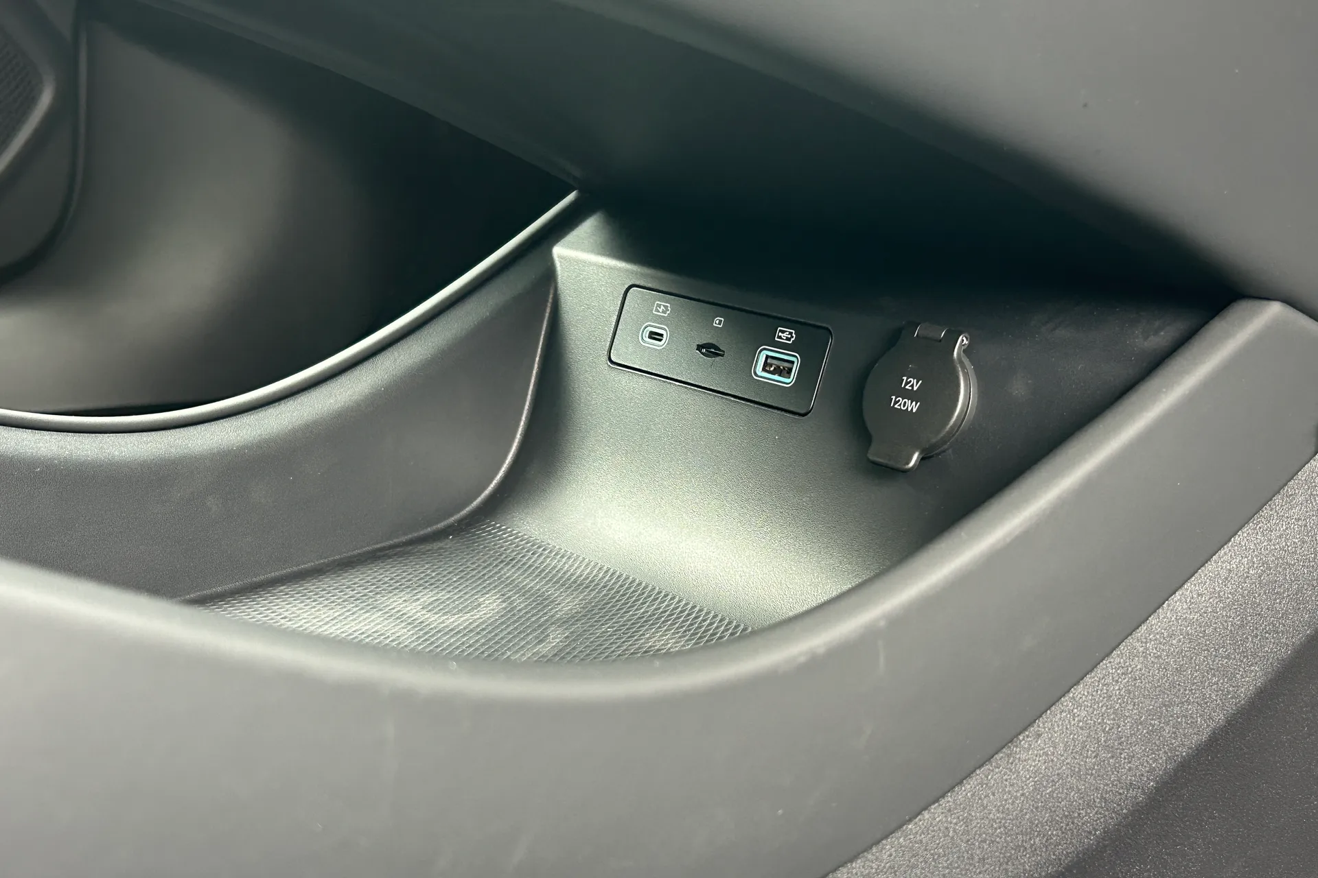 BYD SEAL thumbnail image number 55