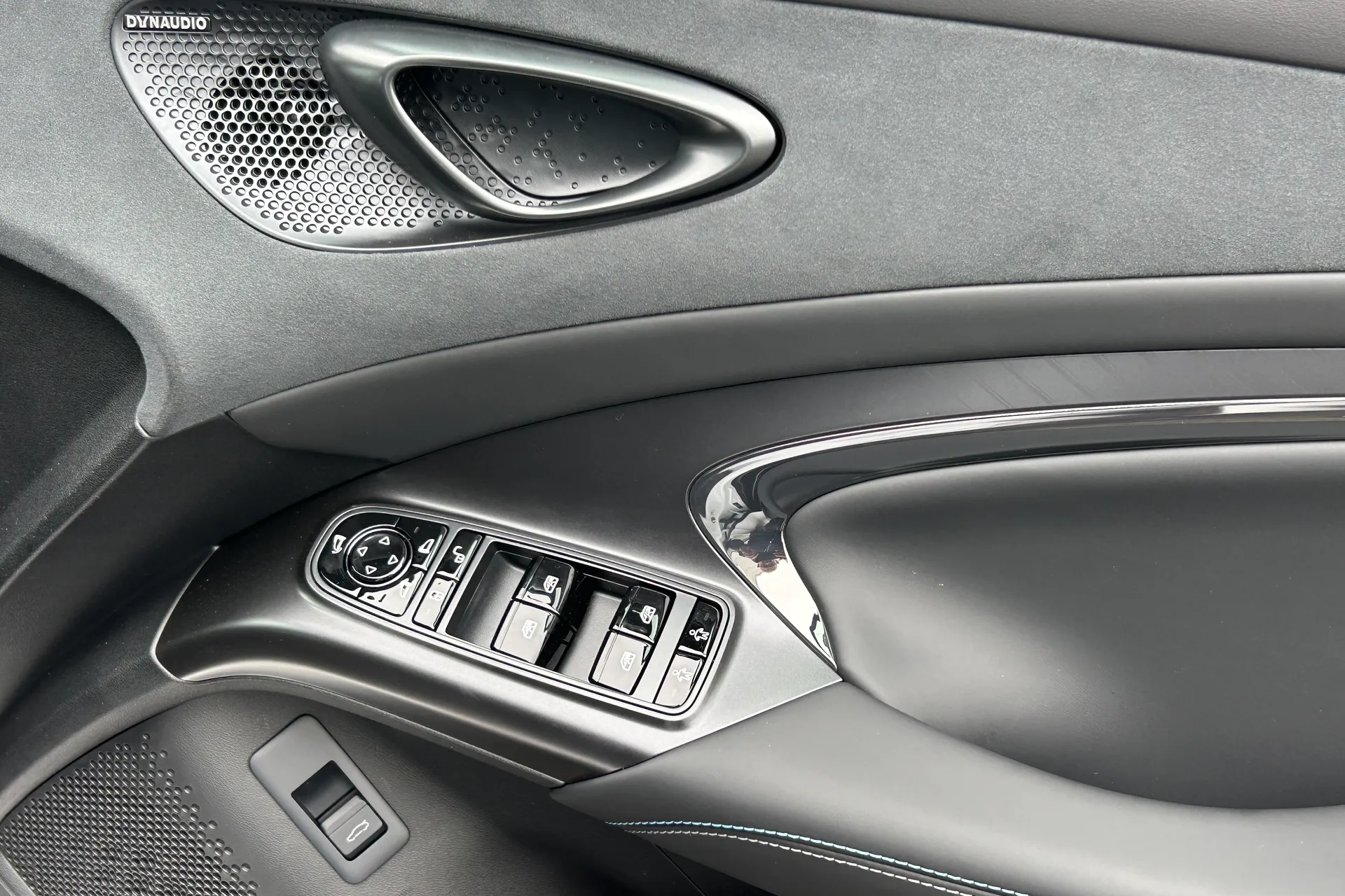 BYD SEAL thumbnail image number 56
