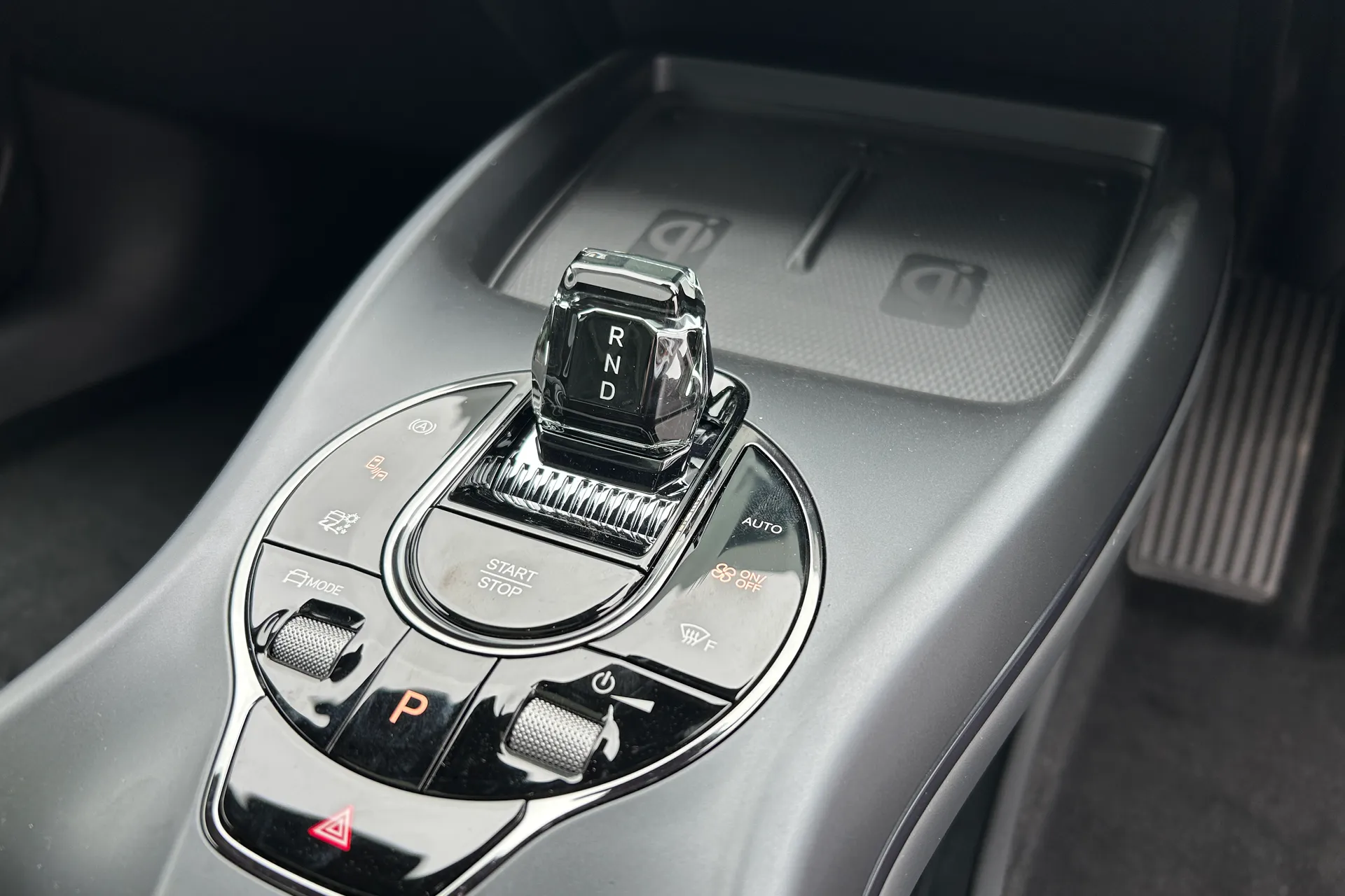 BYD SEAL thumbnail image number 54