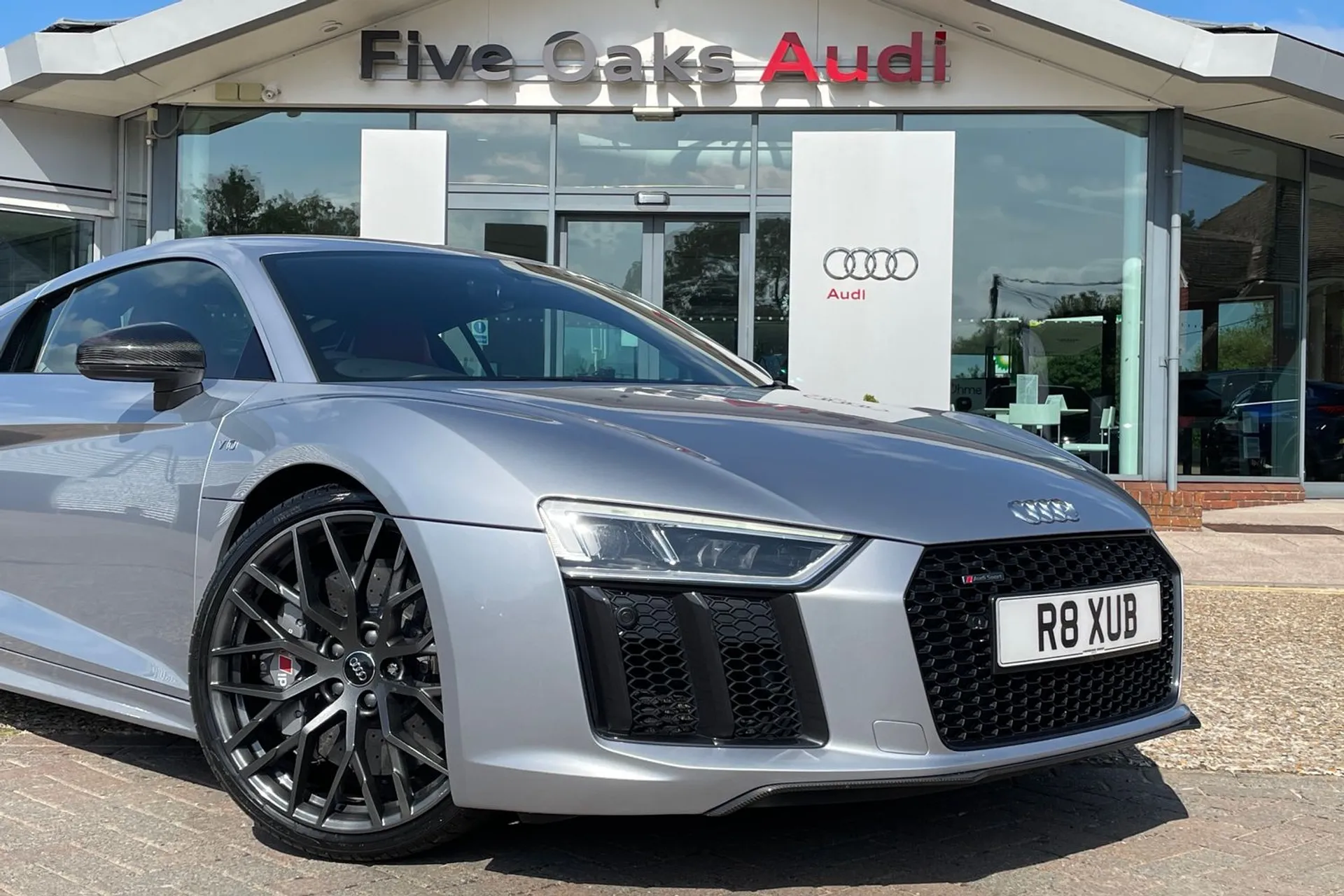 Audi R8 thumbnail image number 26