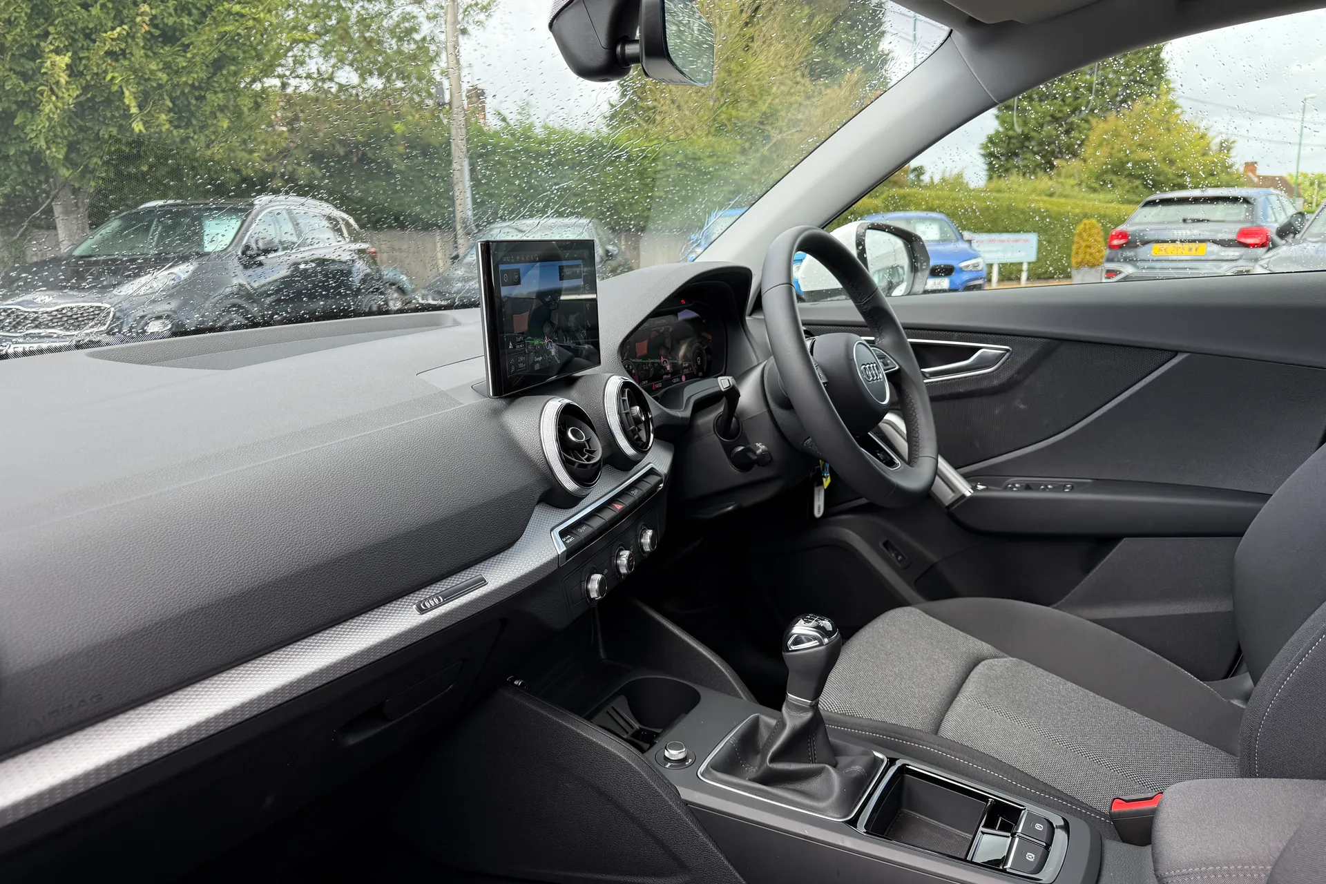 Audi Q2 thumbnail image number 27