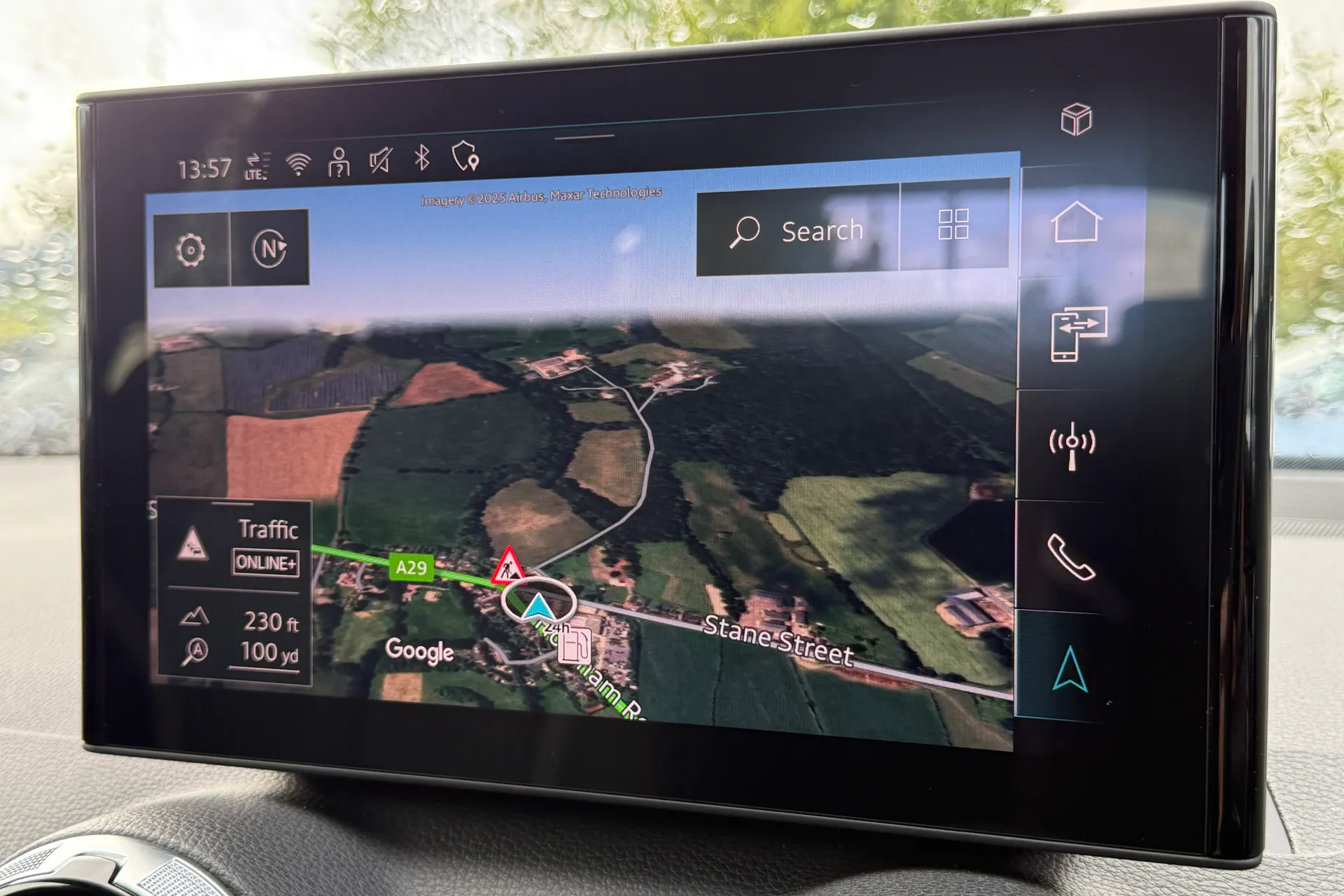 Audi Q2 thumbnail image number 9