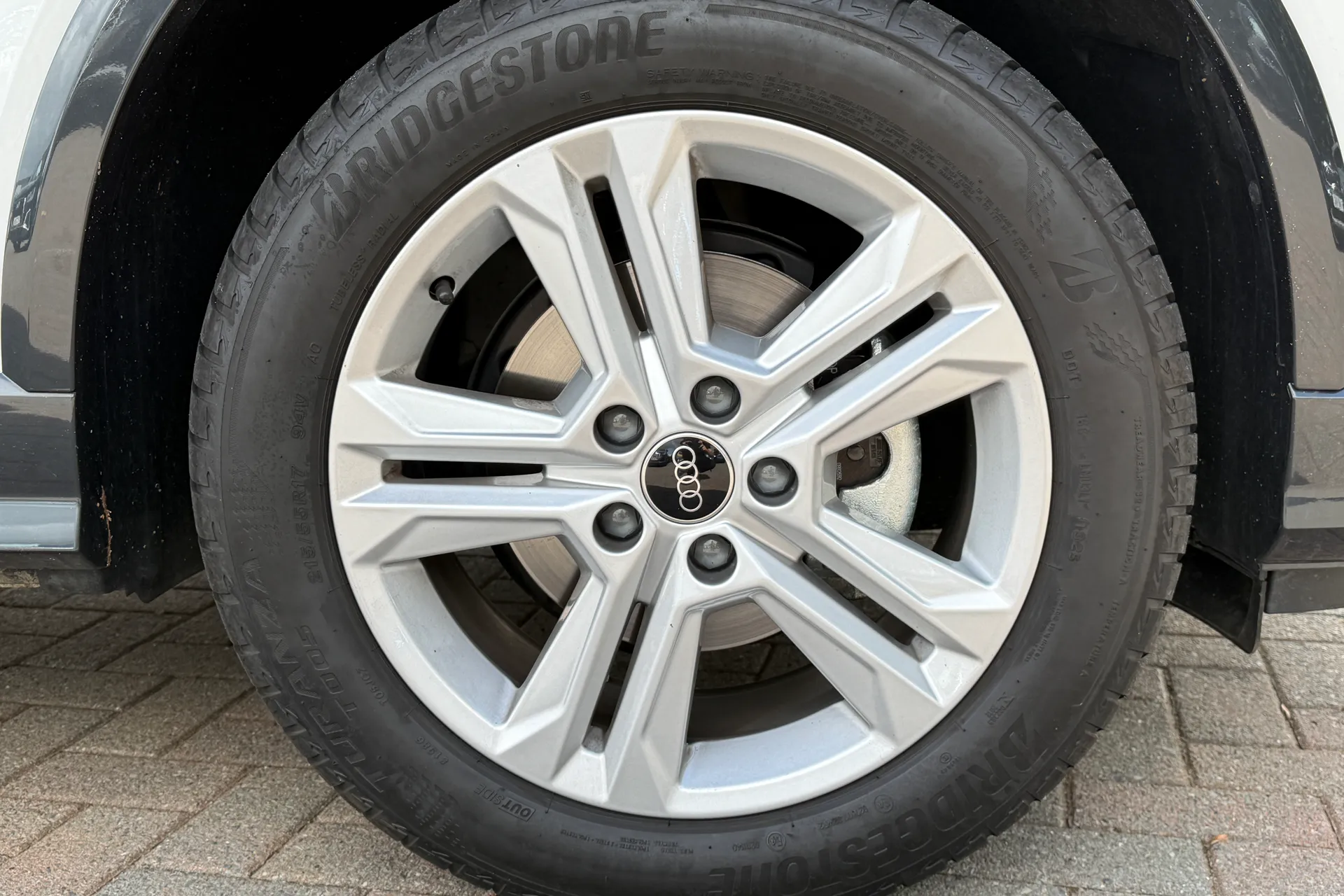 Audi Q2 thumbnail image number 8