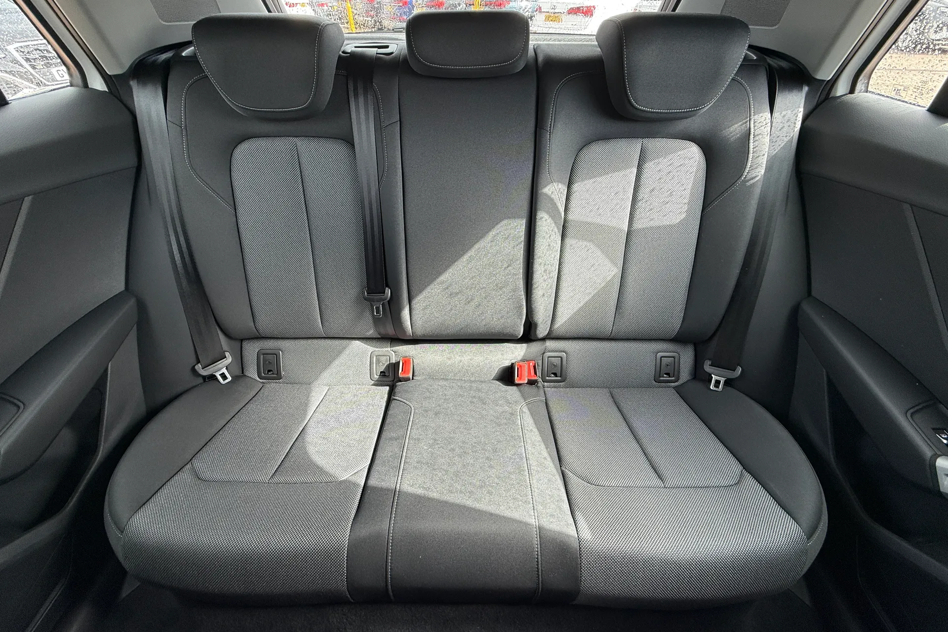 Audi Q2 thumbnail image number 7