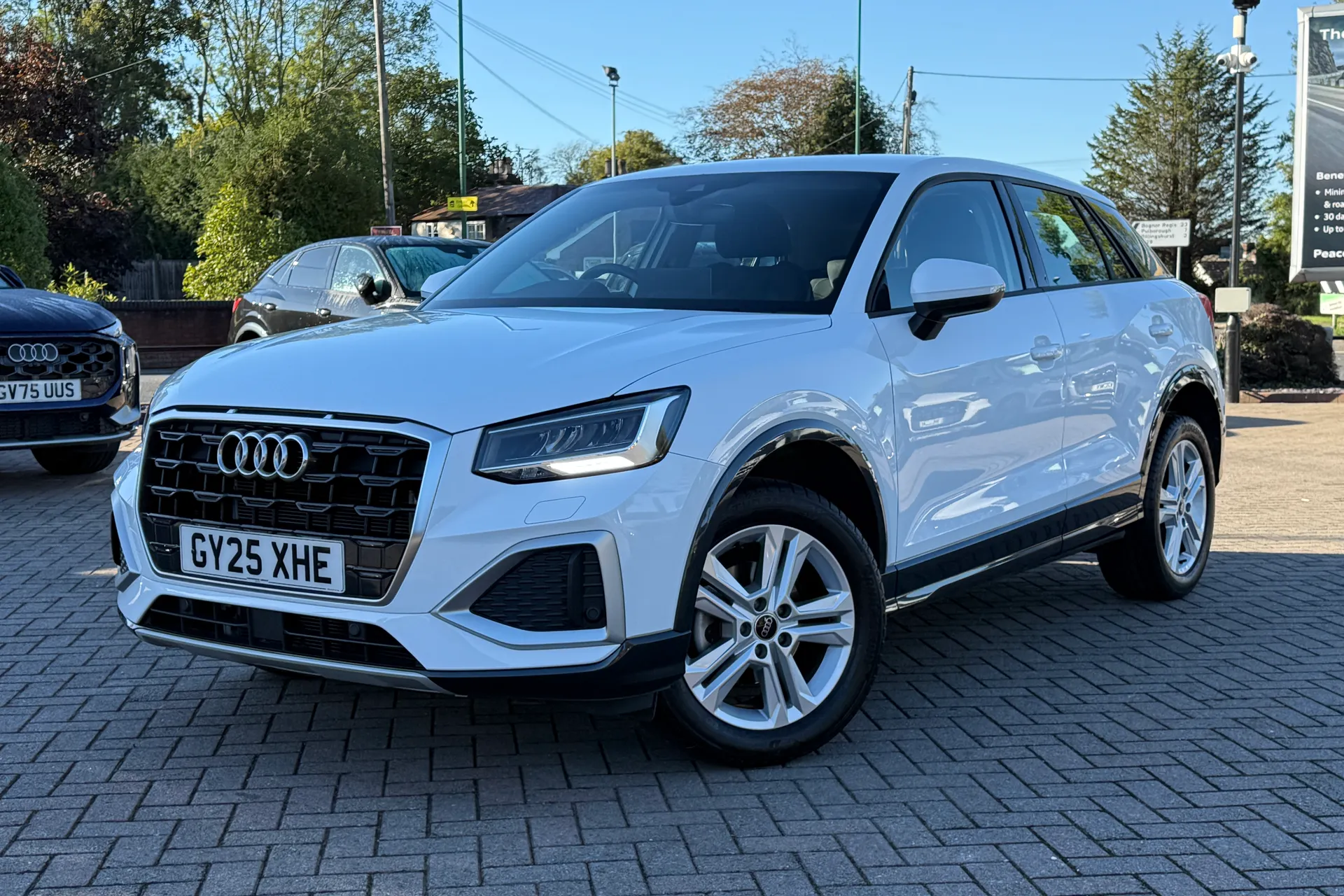 Audi Q2 thumbnail image number 25
