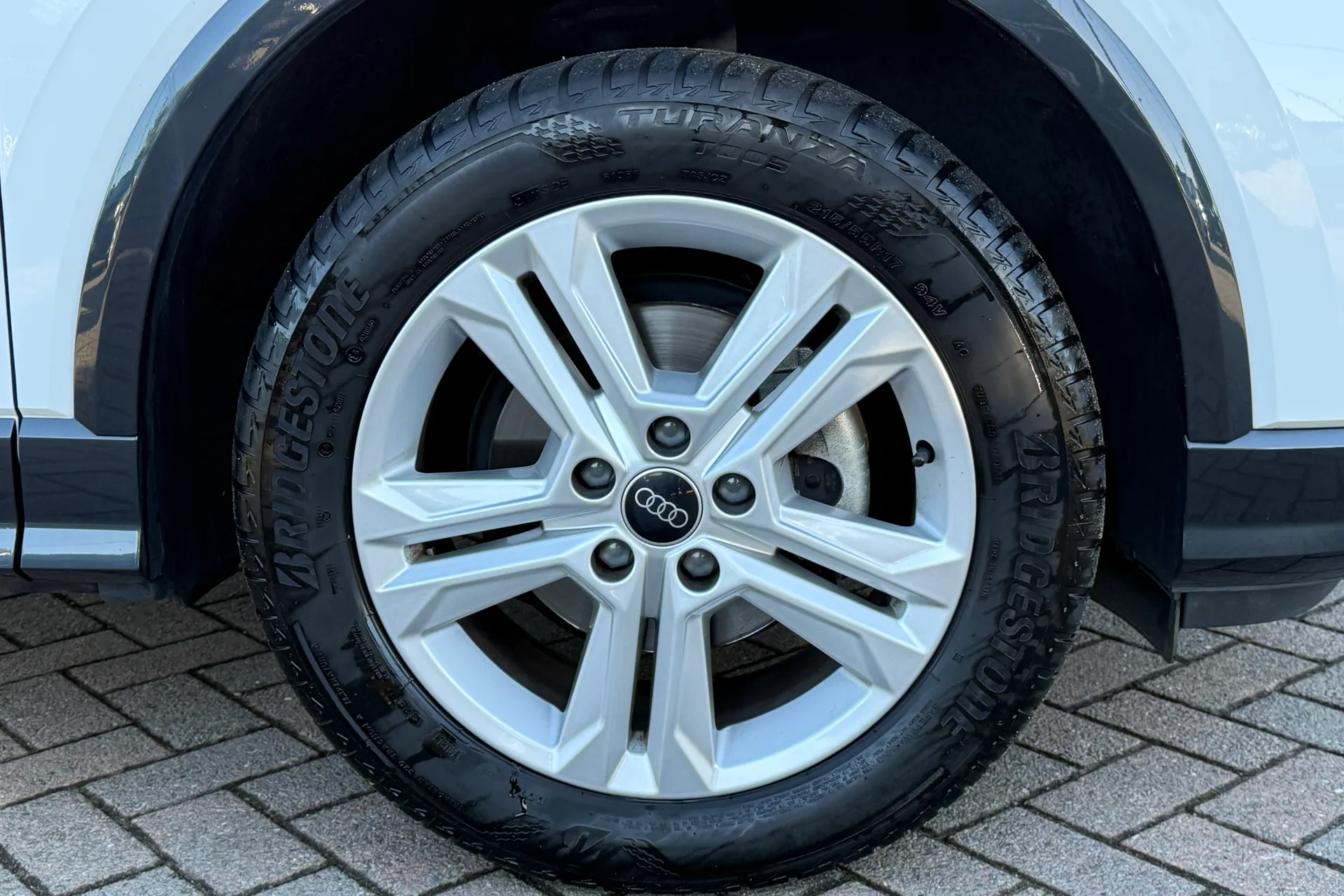 Audi Q2 thumbnail image number 44
