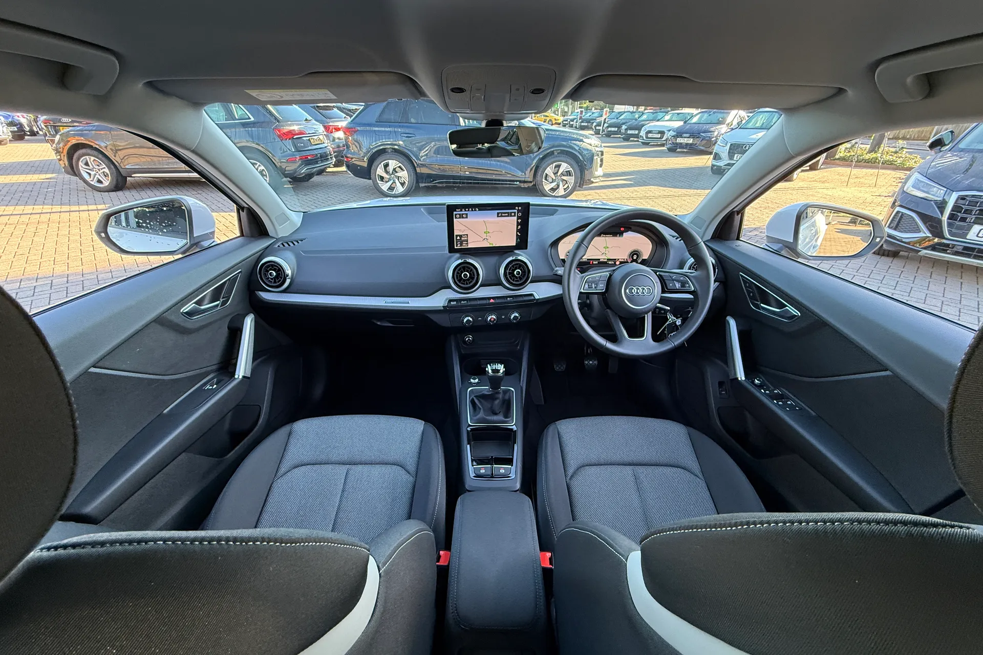 Audi Q2 thumbnail image number 3