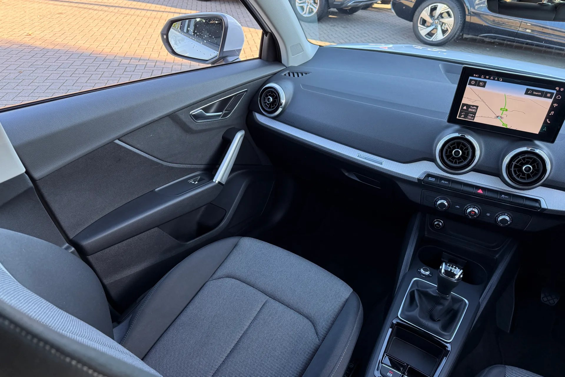 Audi Q2 thumbnail image number 37