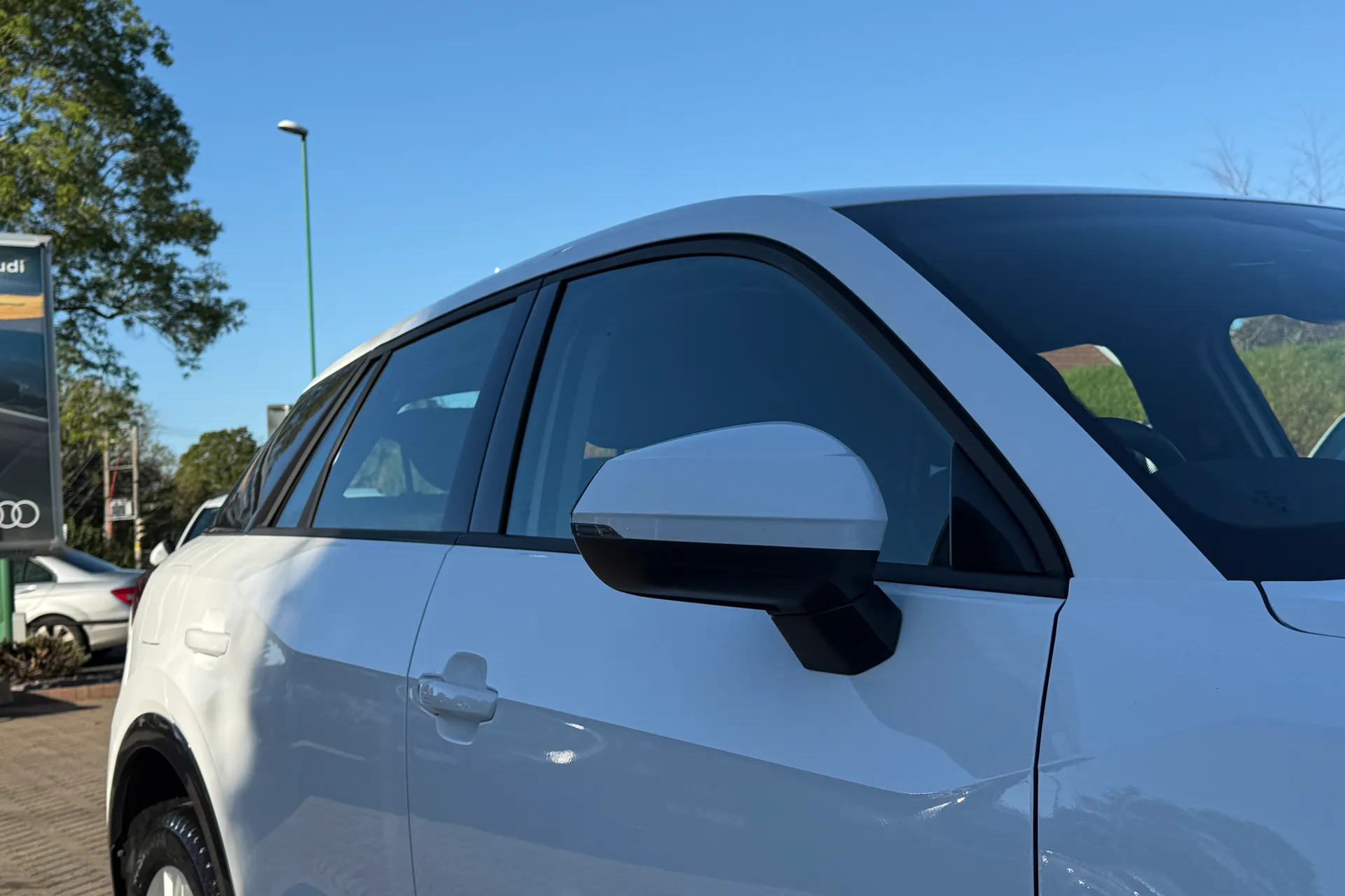 Audi Q2 thumbnail image number 45