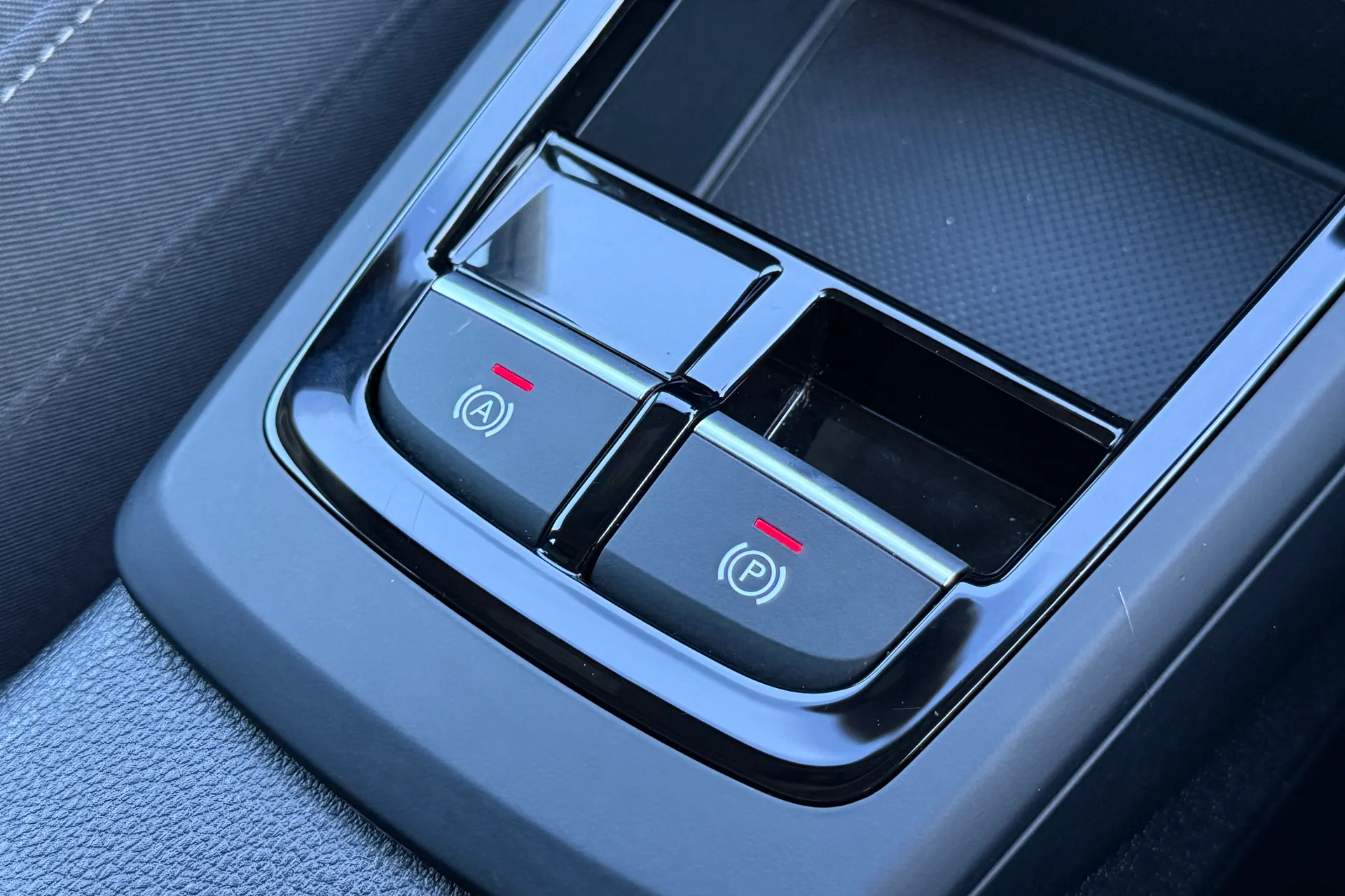 Audi Q2 thumbnail image number 39