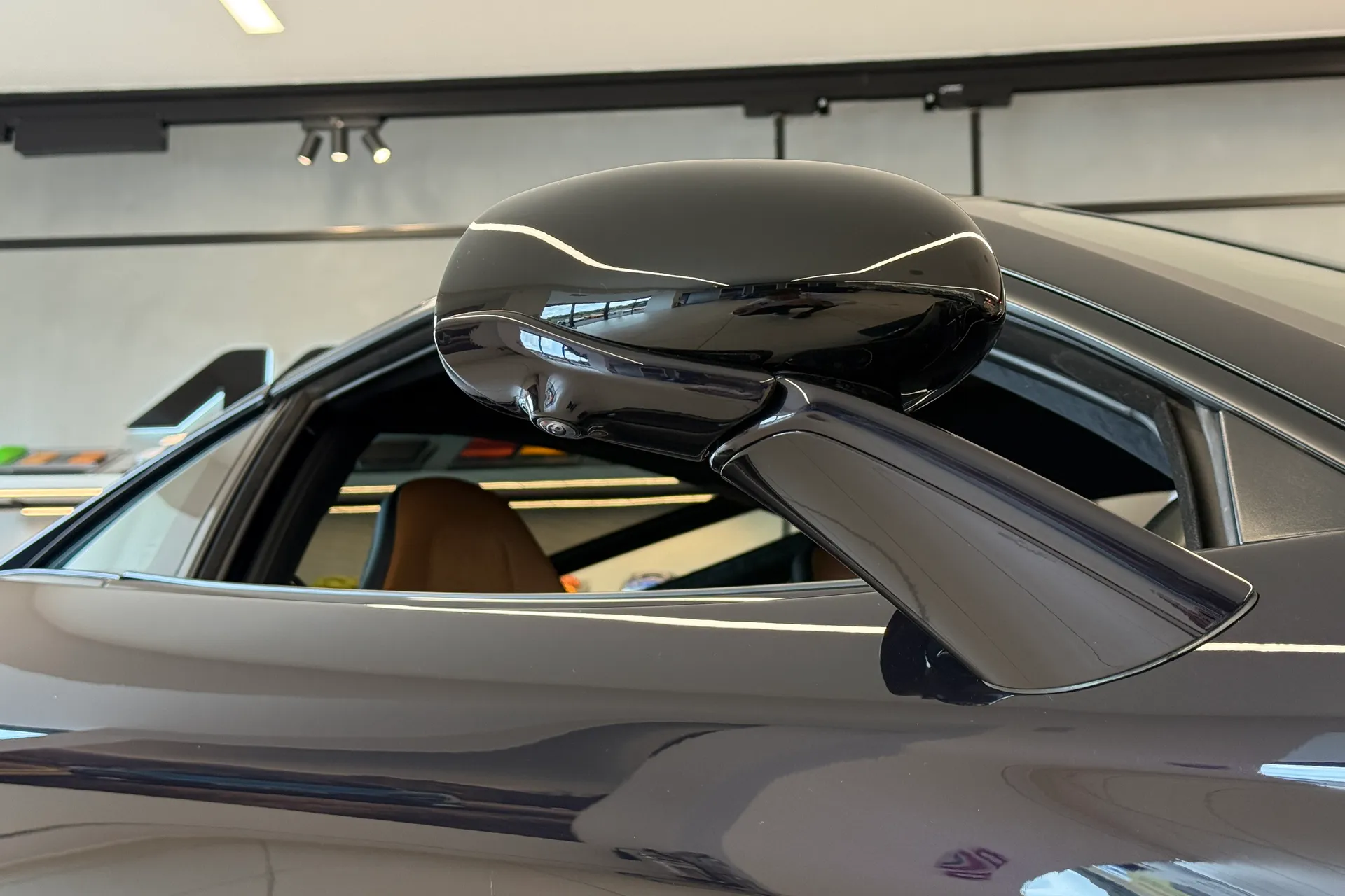McLaren 750S thumbnail image number 27