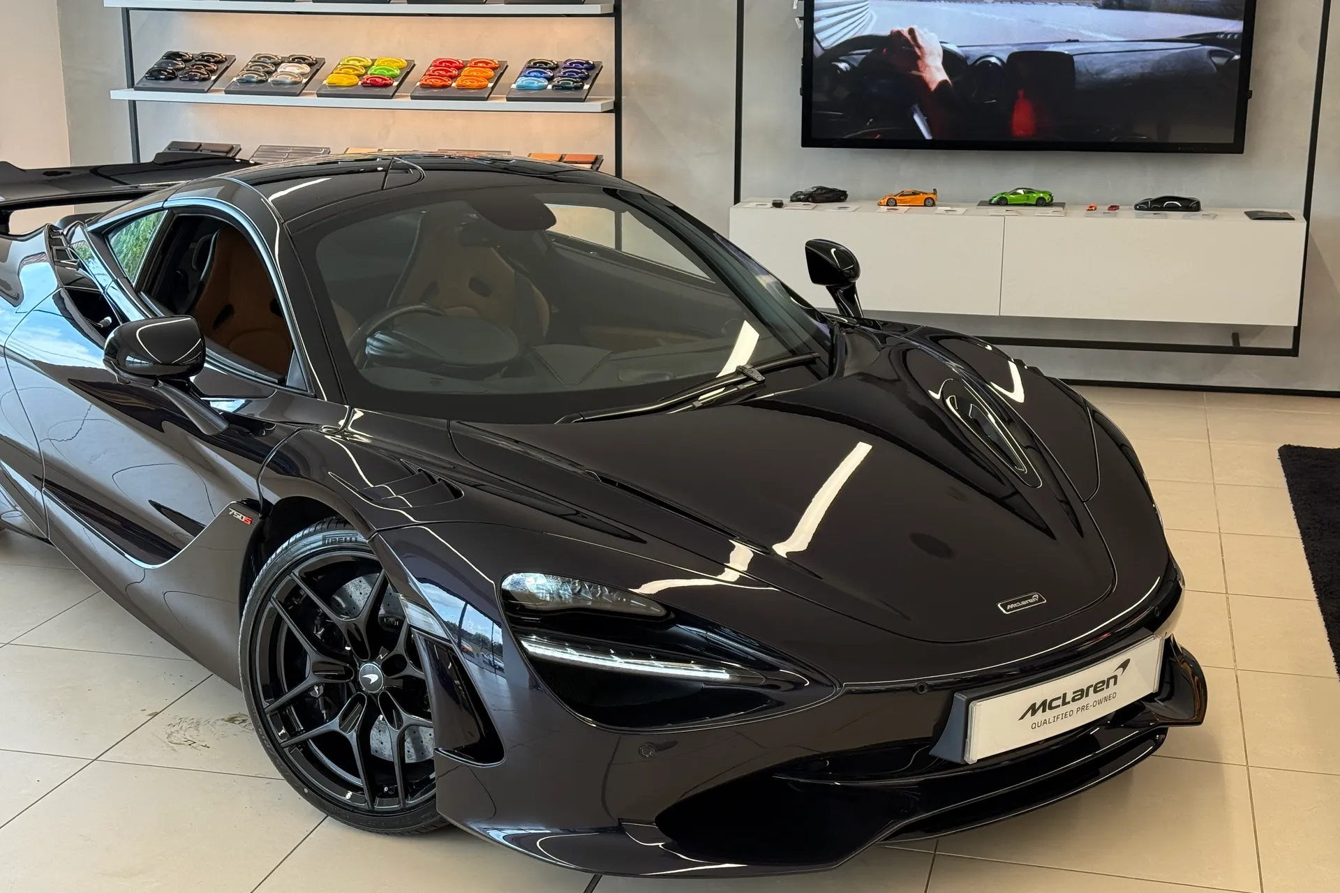 McLaren 750S thumbnail image number 26