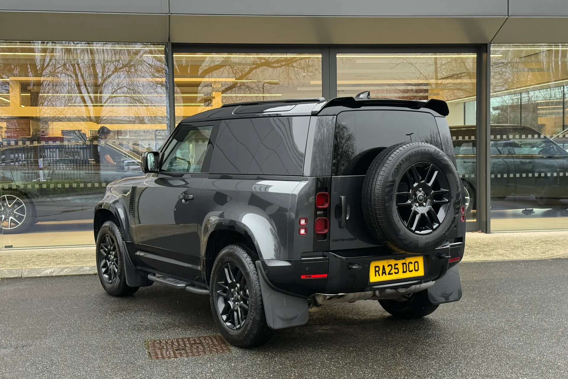 LAND ROVER DEFENDER thumbnail image number 46