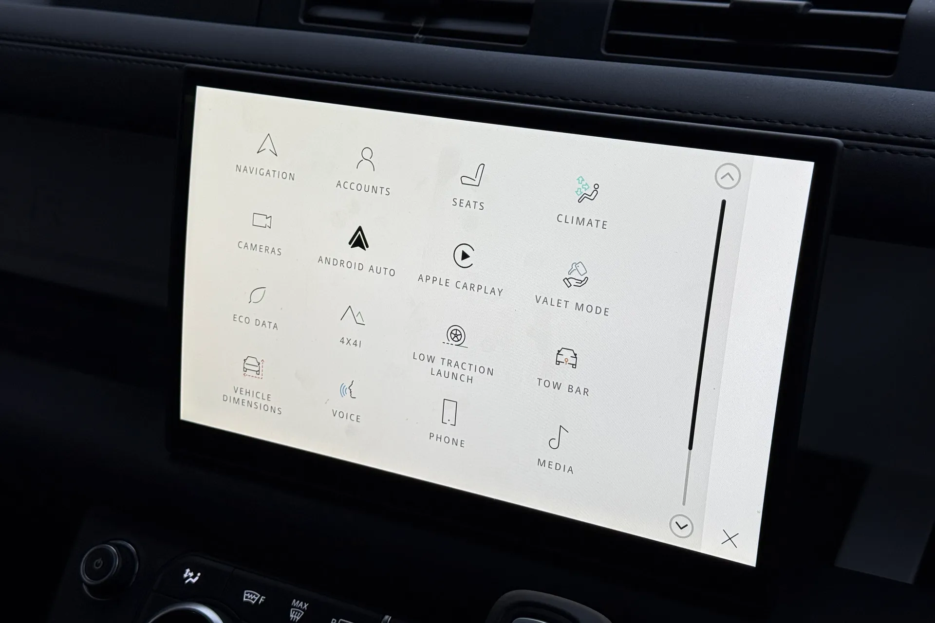 LAND ROVER DEFENDER thumbnail image number 35