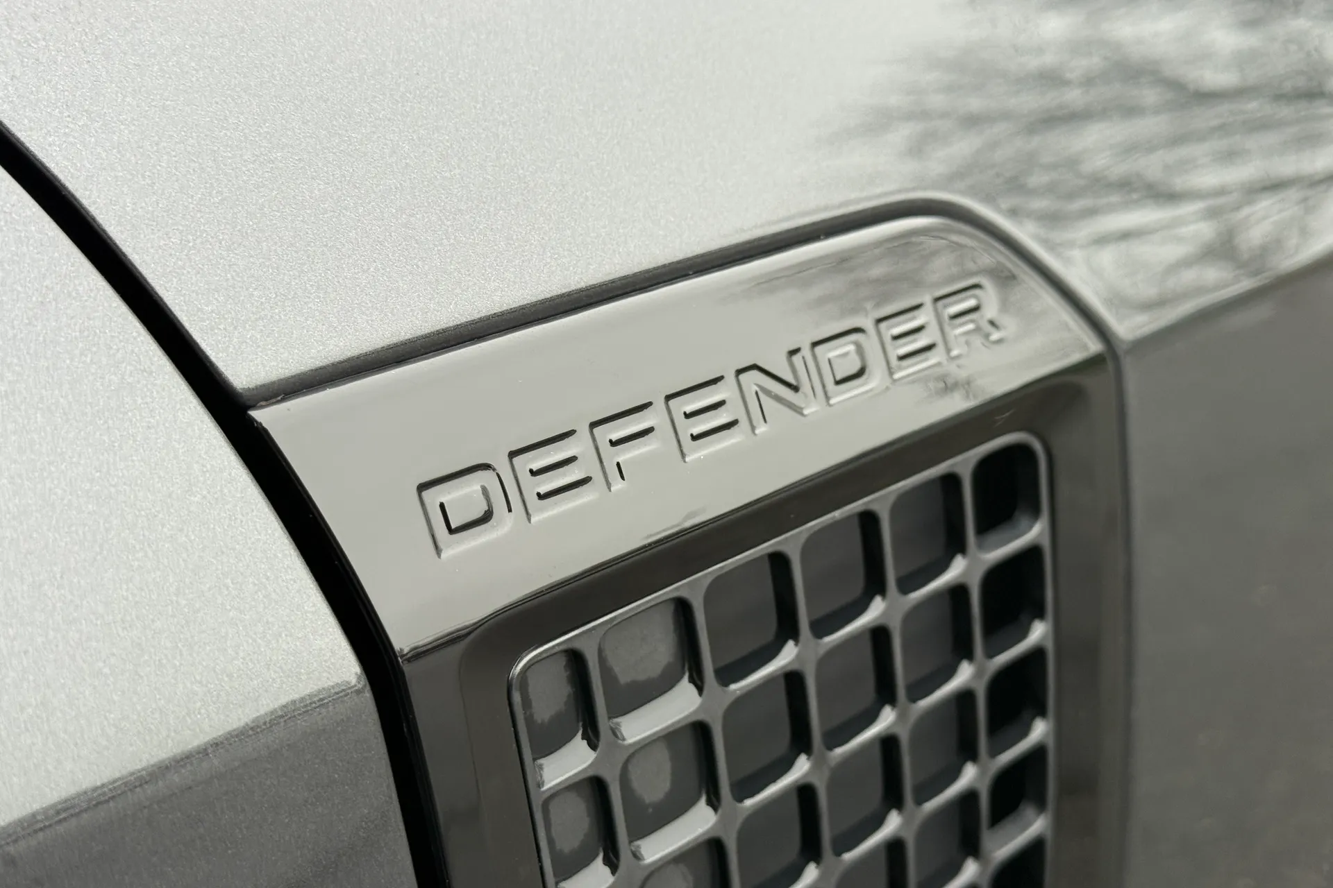 LAND ROVER DEFENDER thumbnail image number 43