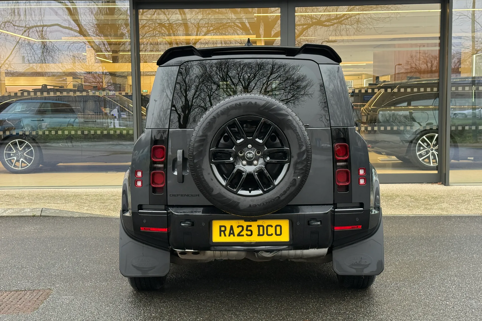 LAND ROVER DEFENDER thumbnail image number 8