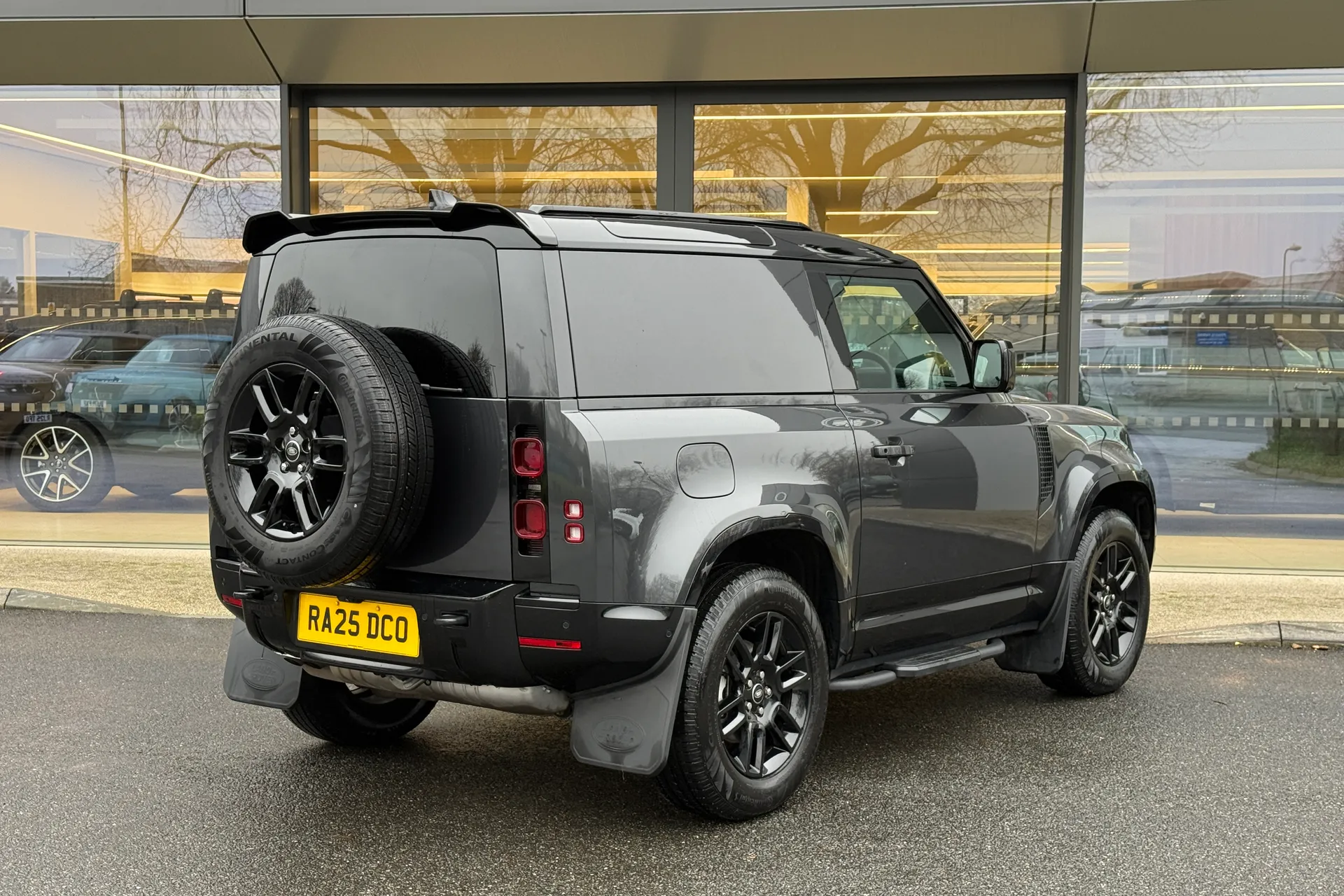 LAND ROVER DEFENDER thumbnail image number 7