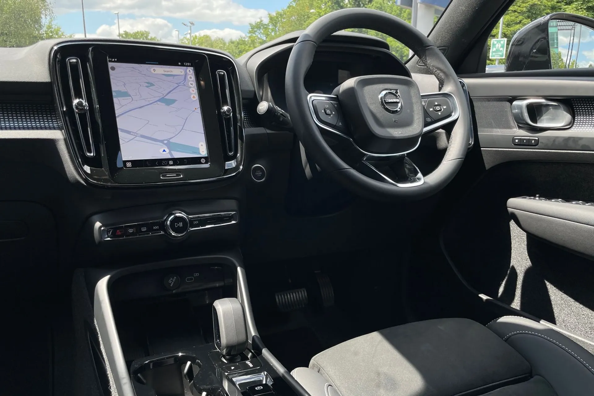Volvo XC40 thumbnail image number 34