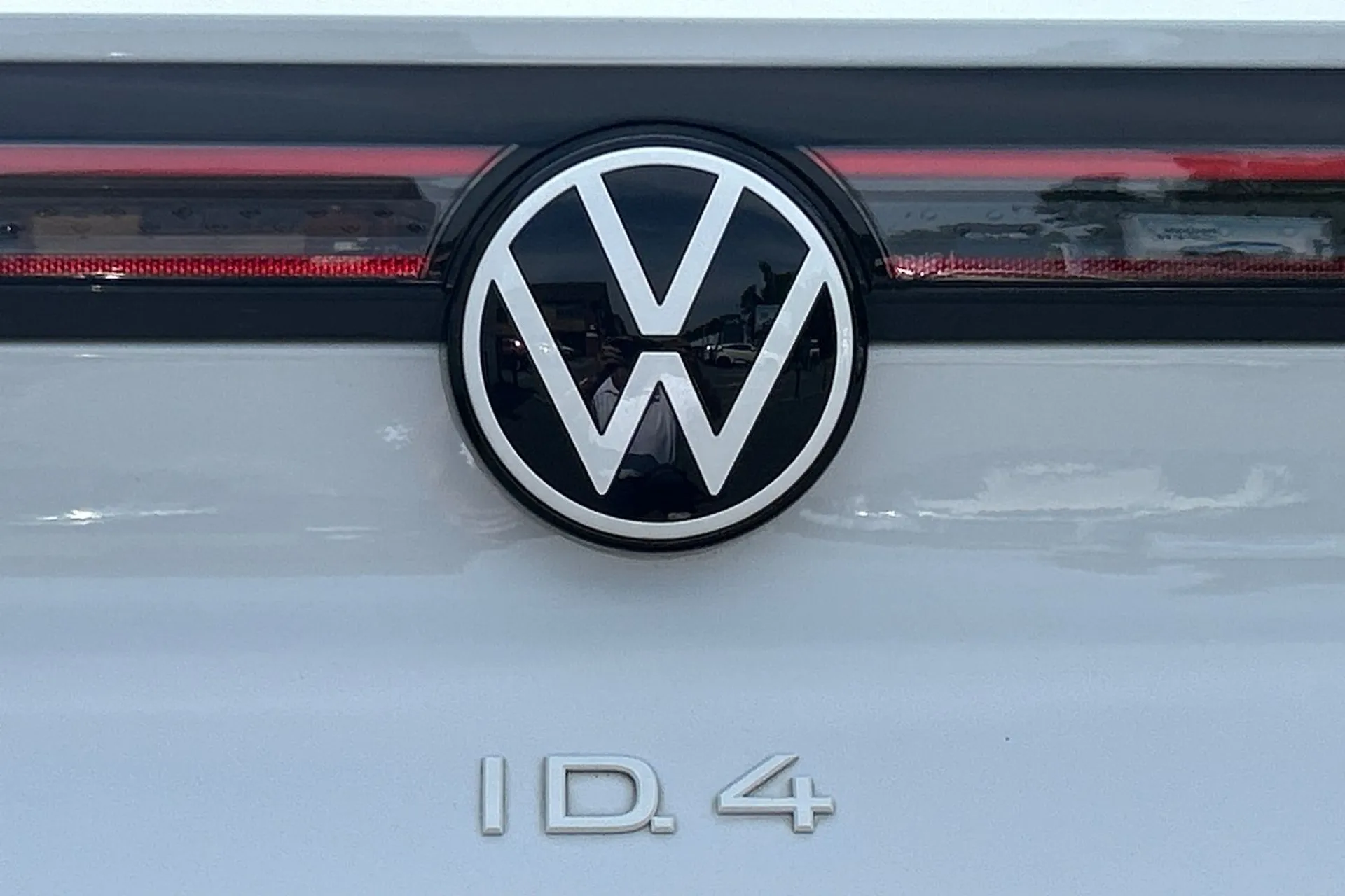 VOLKSWAGEN ID.4 thumbnail image number 57