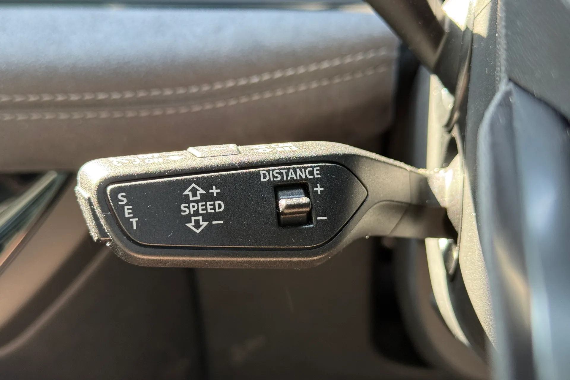 Audi A6 thumbnail image number 15