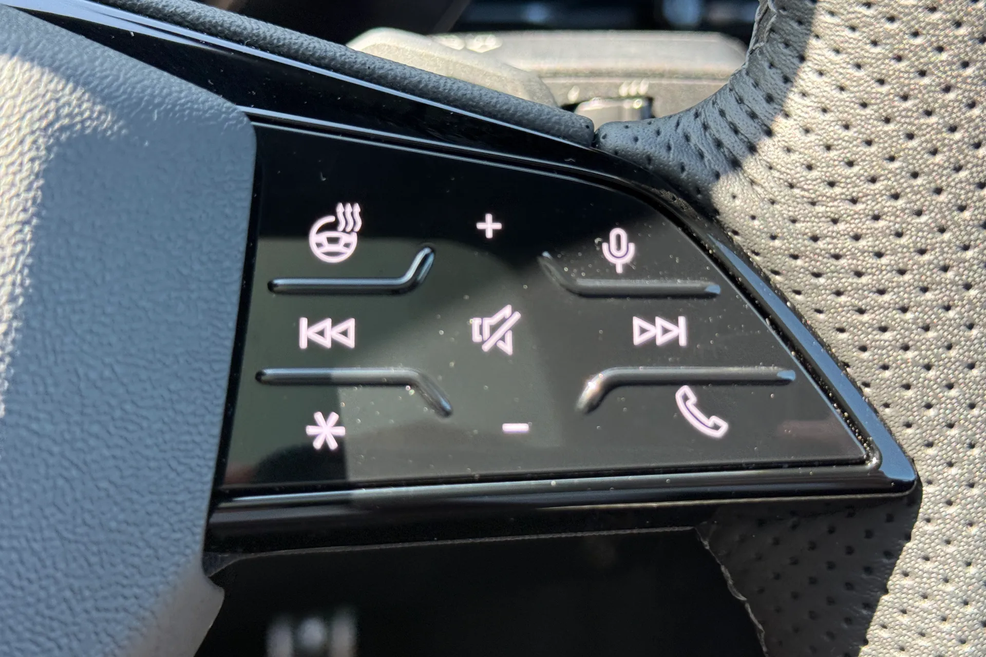 Audi A6 thumbnail image number 19