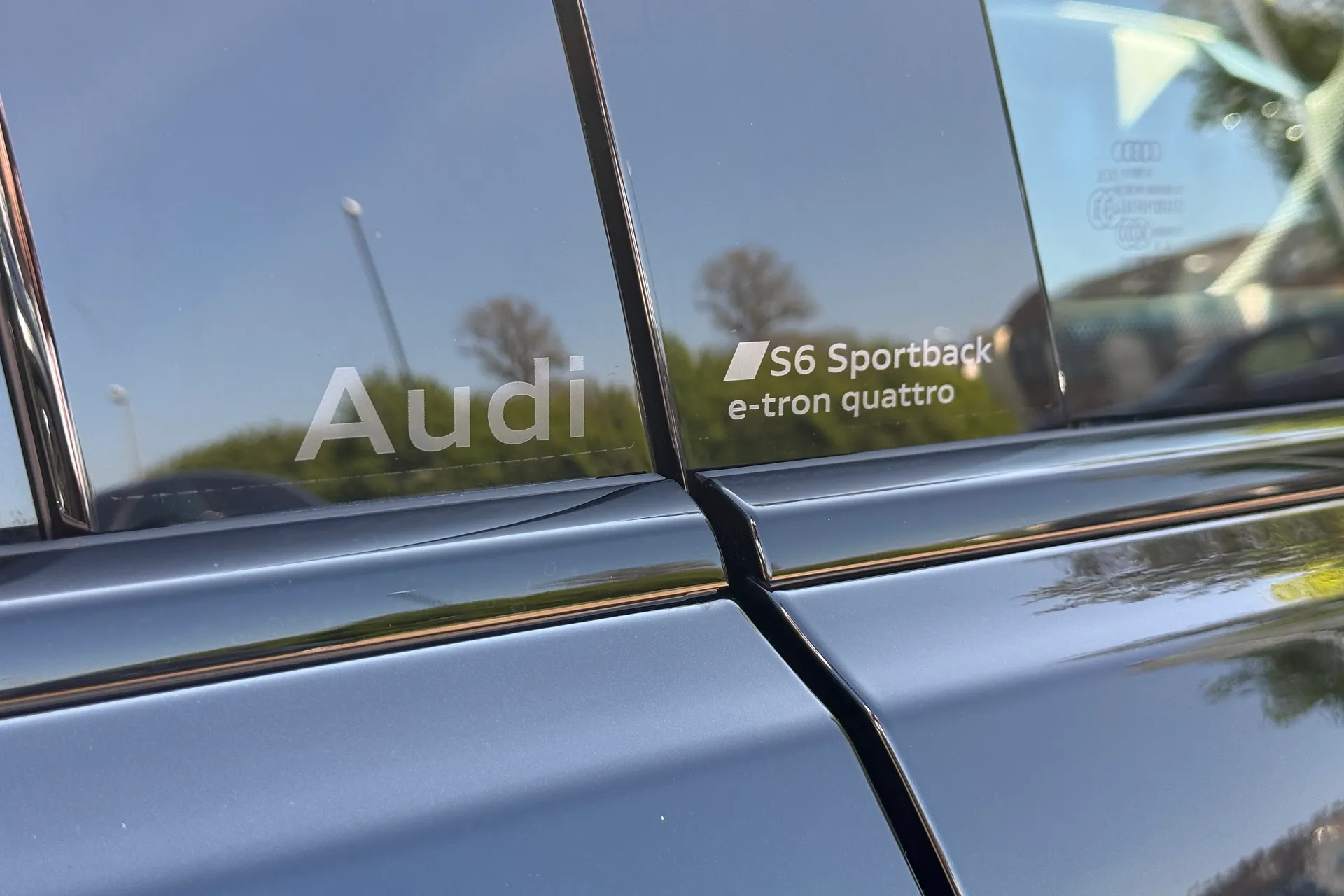 Audi A6 thumbnail image number 14