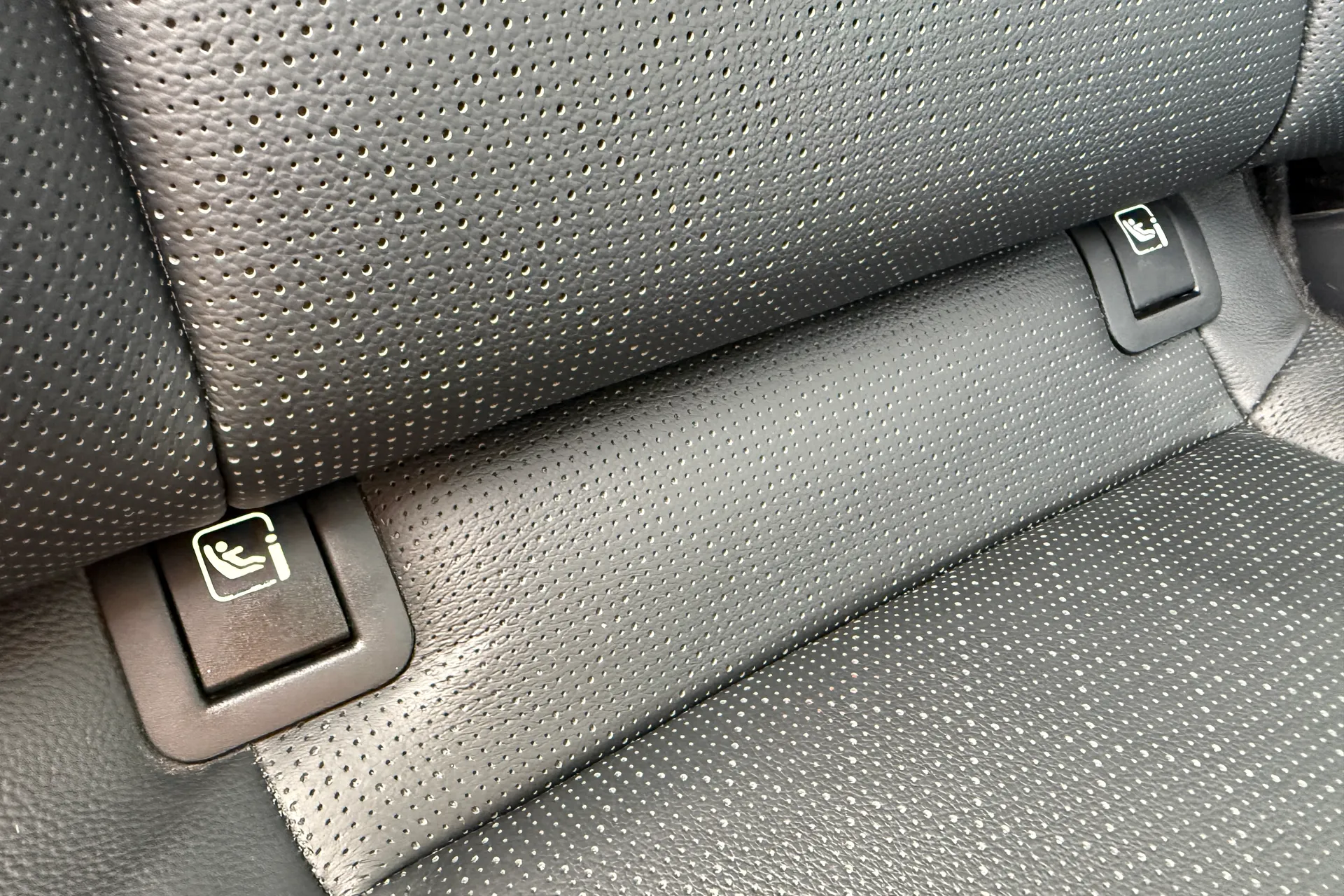 KIA XCEED thumbnail image number 46