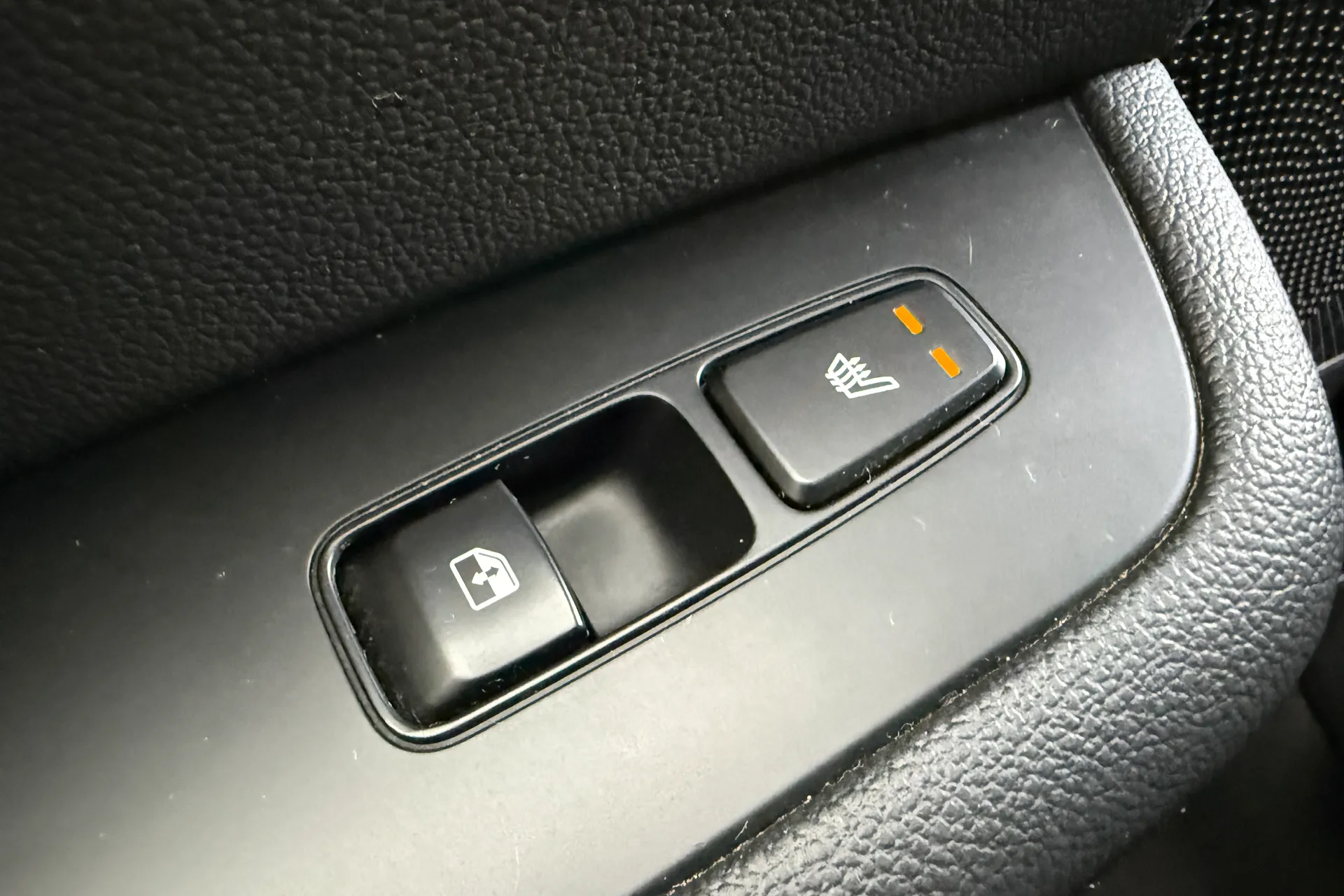 KIA XCEED thumbnail image number 18