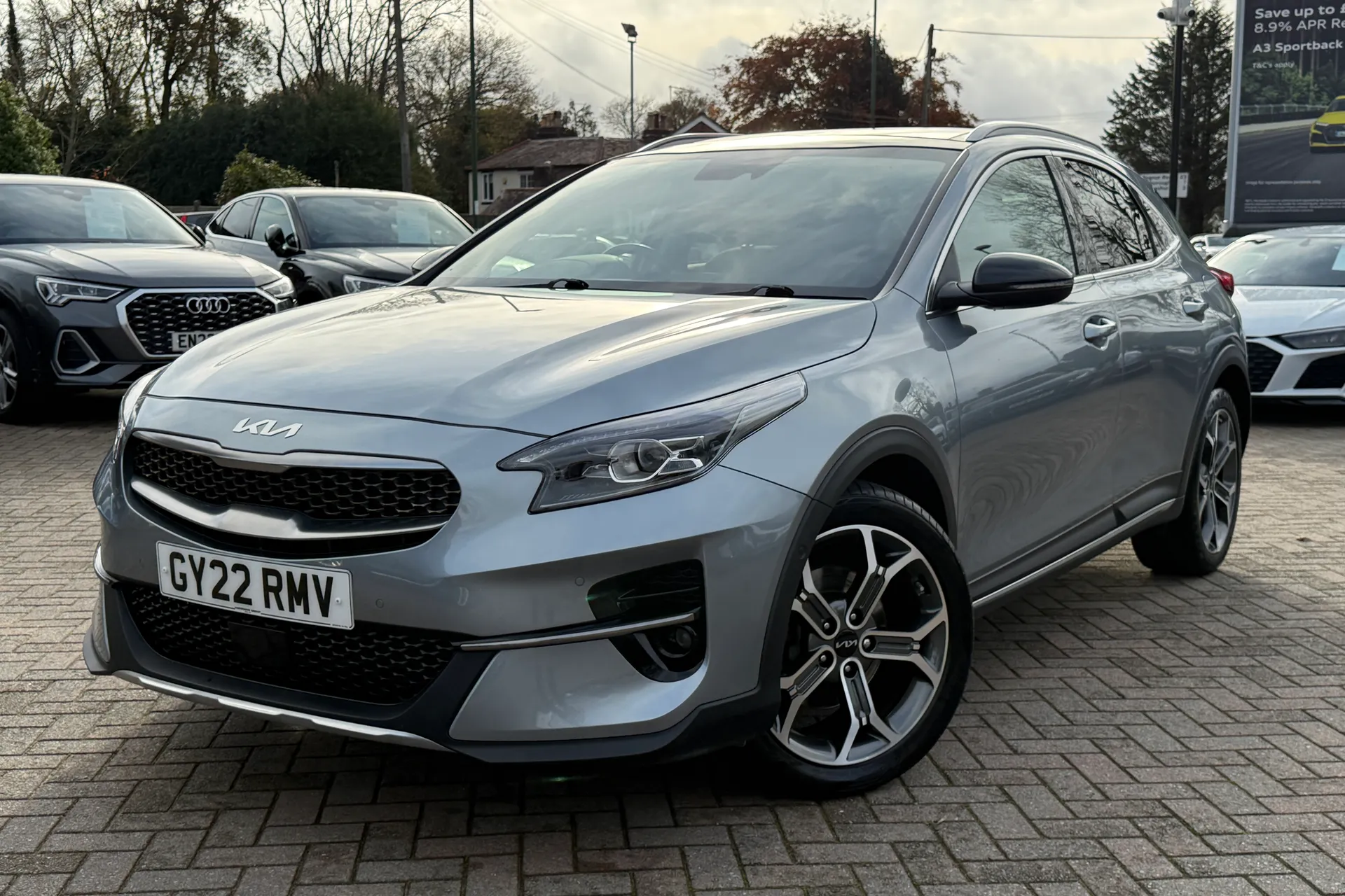 KIA XCEED thumbnail image number 26