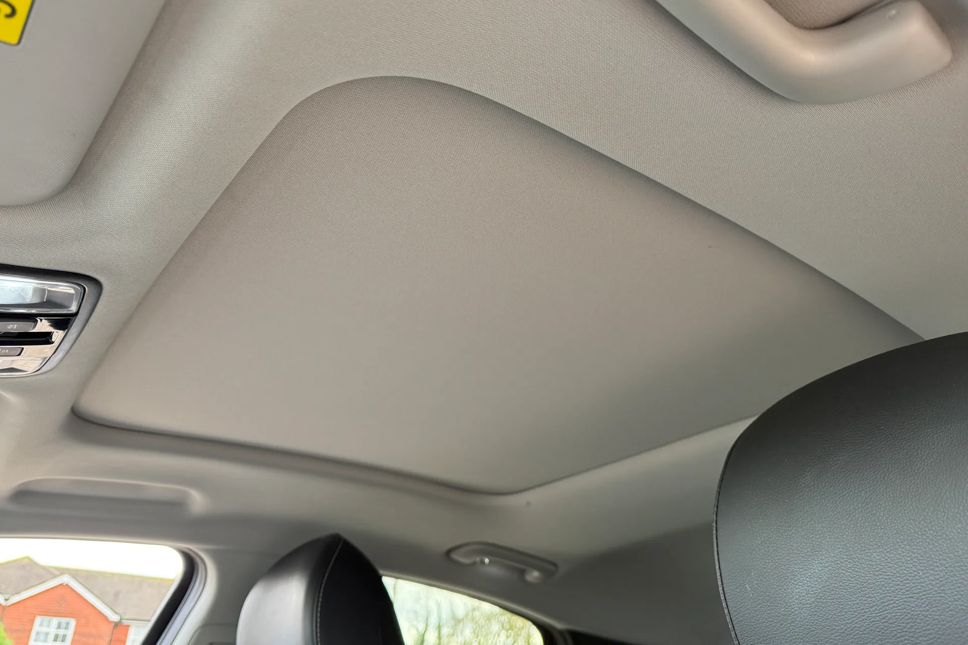 KIA XCEED thumbnail image number 34