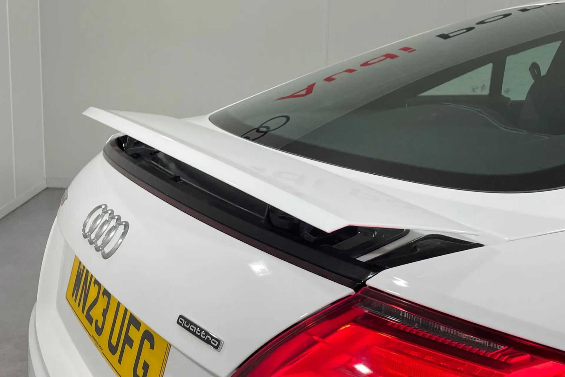 Audi TT thumbnail image number 13