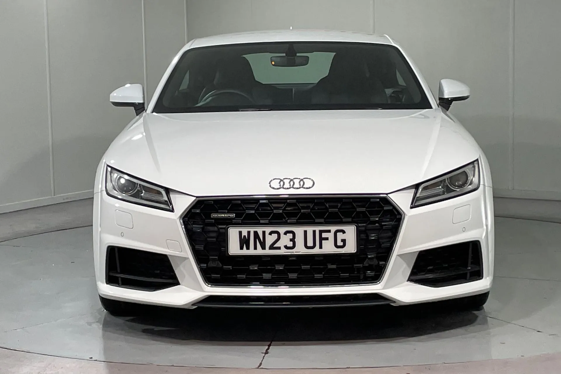 Audi TT thumbnail image number 6