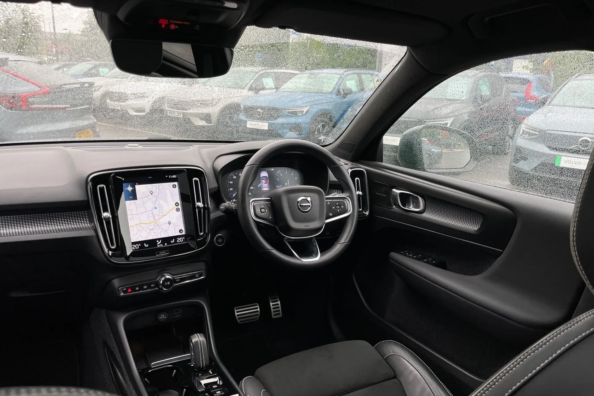 Volvo XC40 thumbnail image number 32