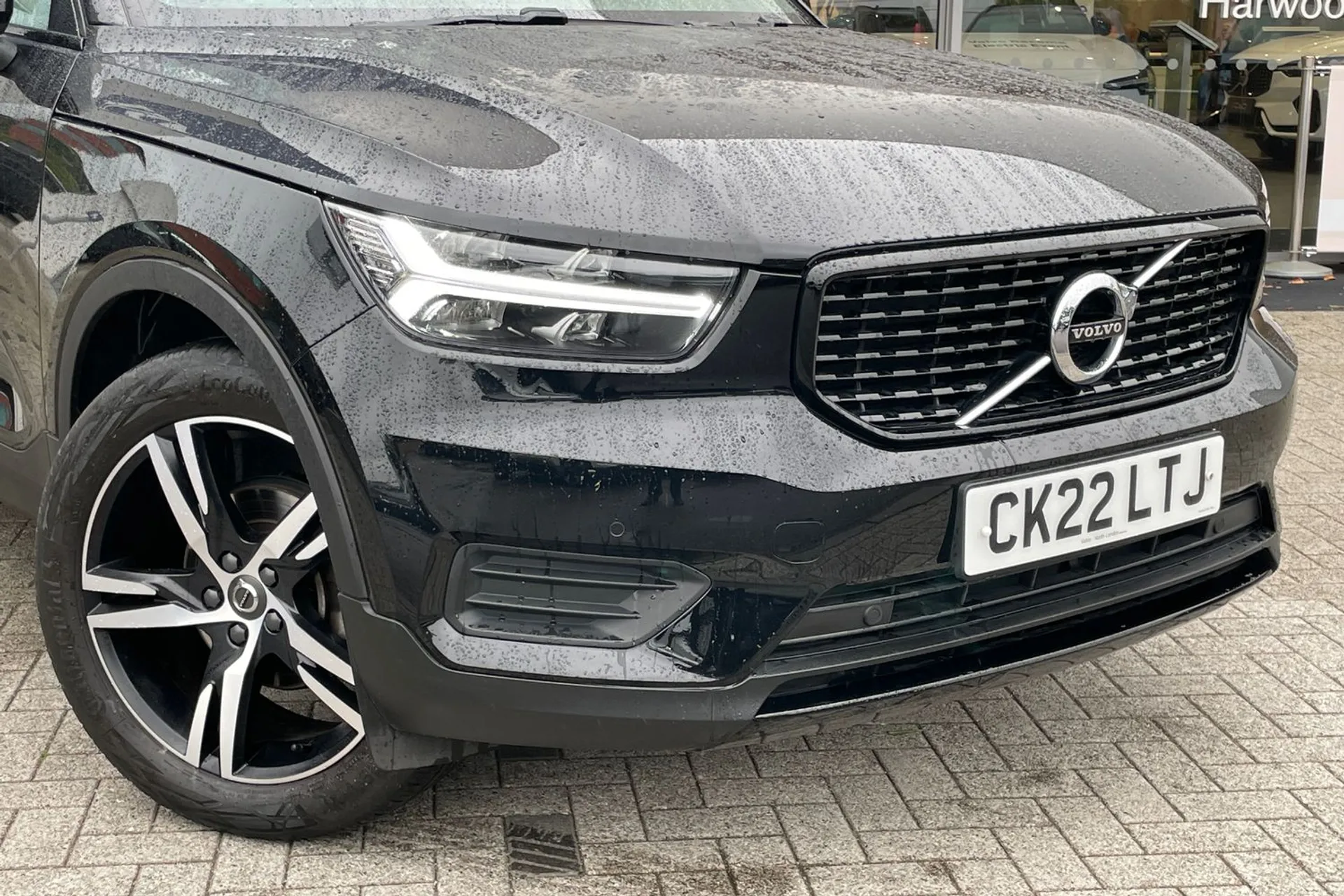 Volvo XC40 thumbnail image number 6