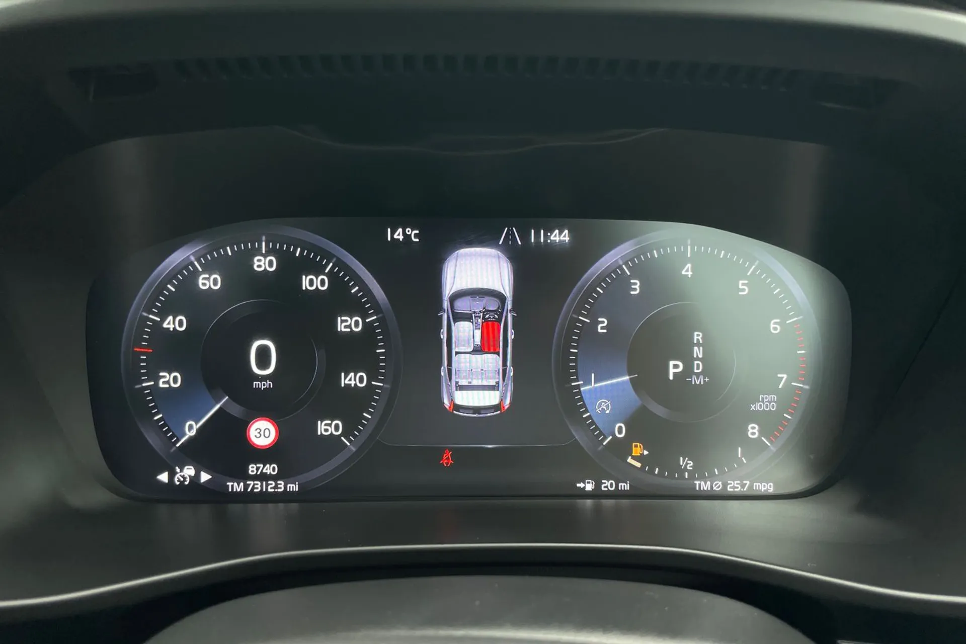 Volvo XC40 thumbnail image number 44