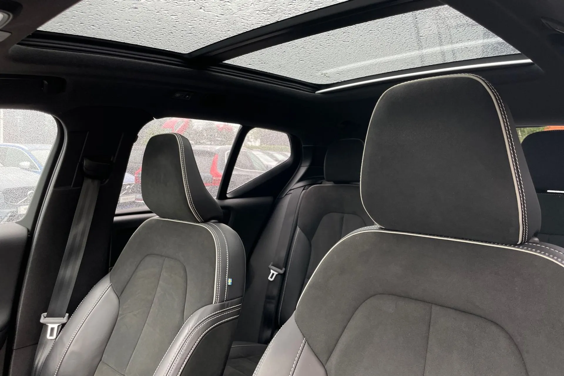 Volvo XC40 thumbnail image number 28