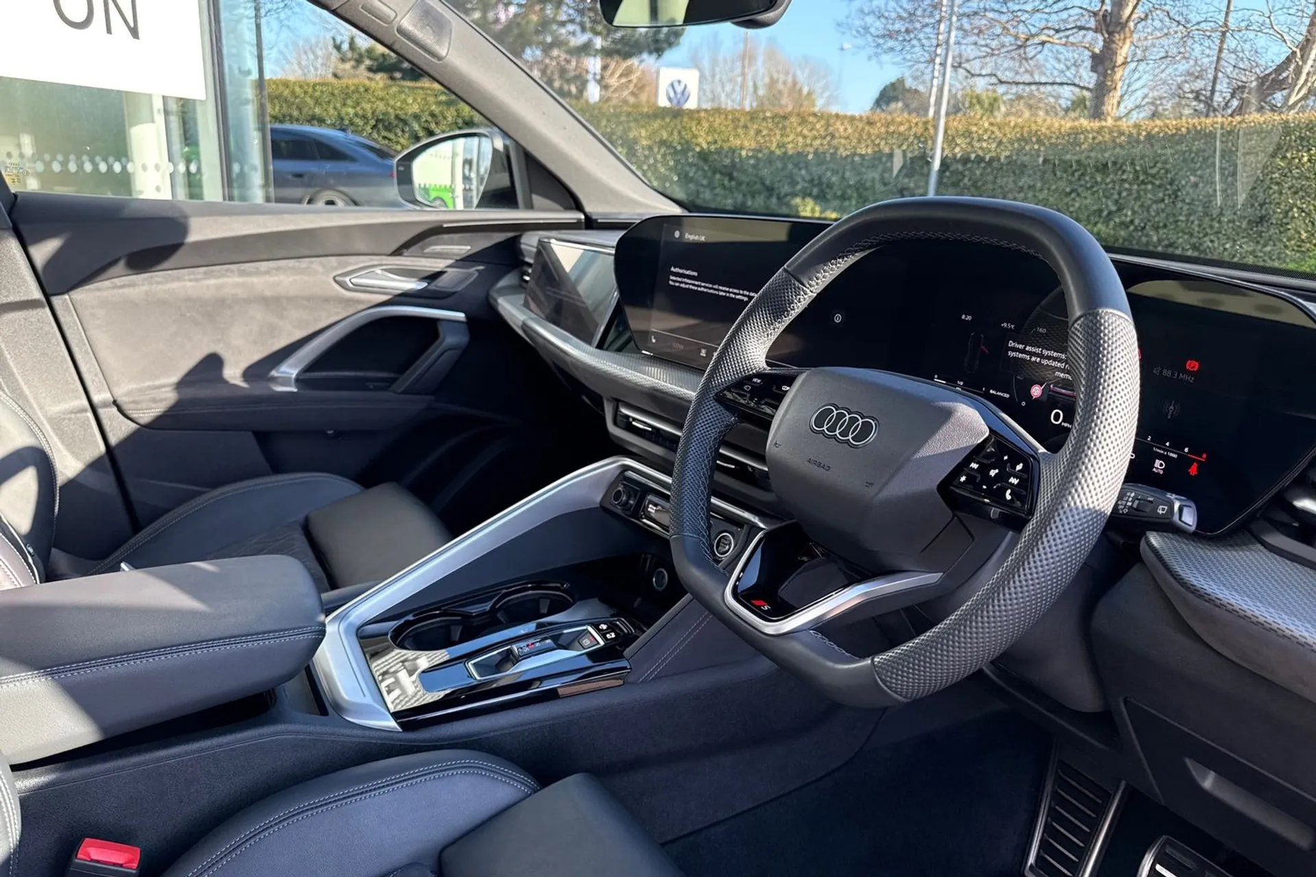 Audi Q5 thumbnail image number 17