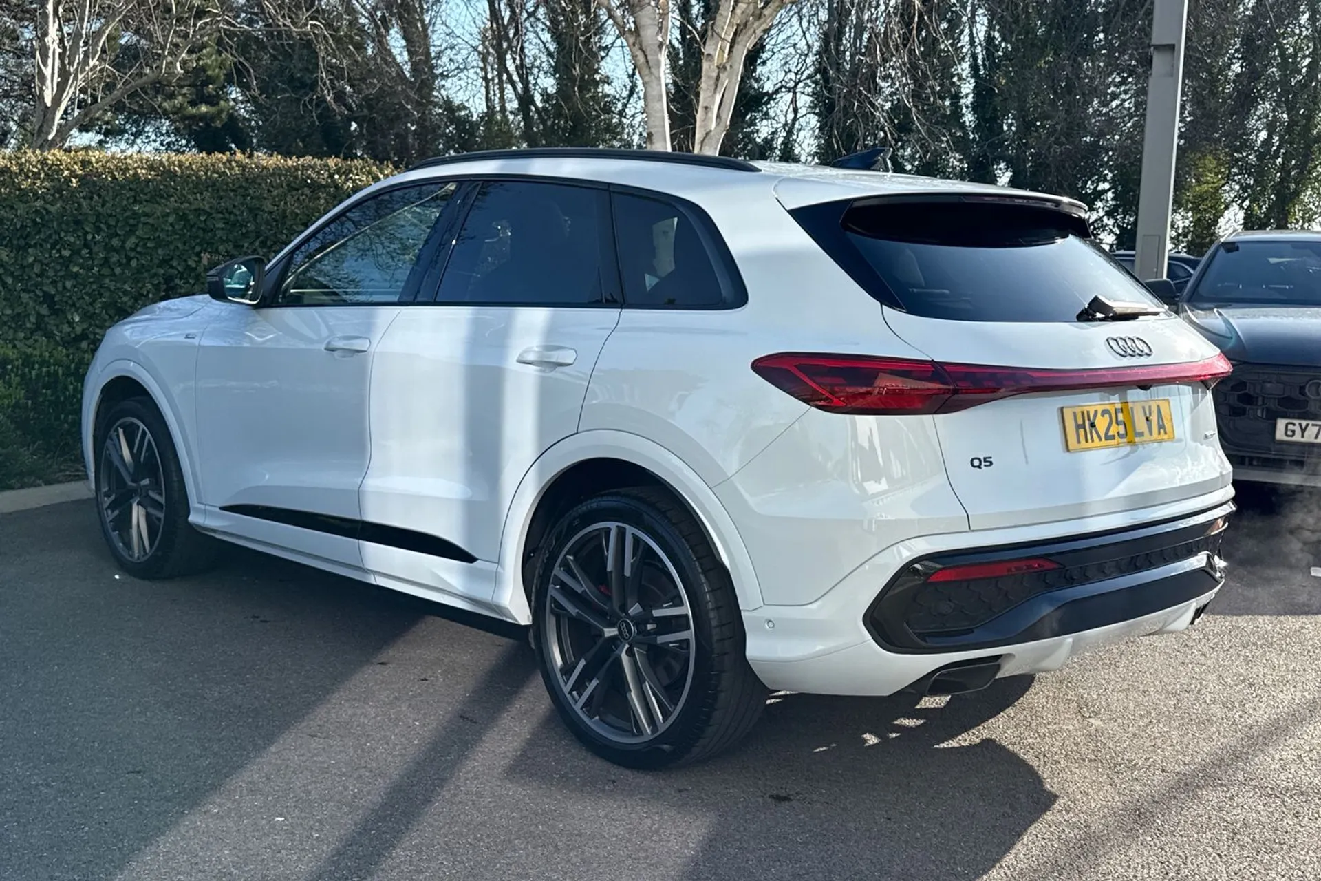 Audi Q5 thumbnail image number 16